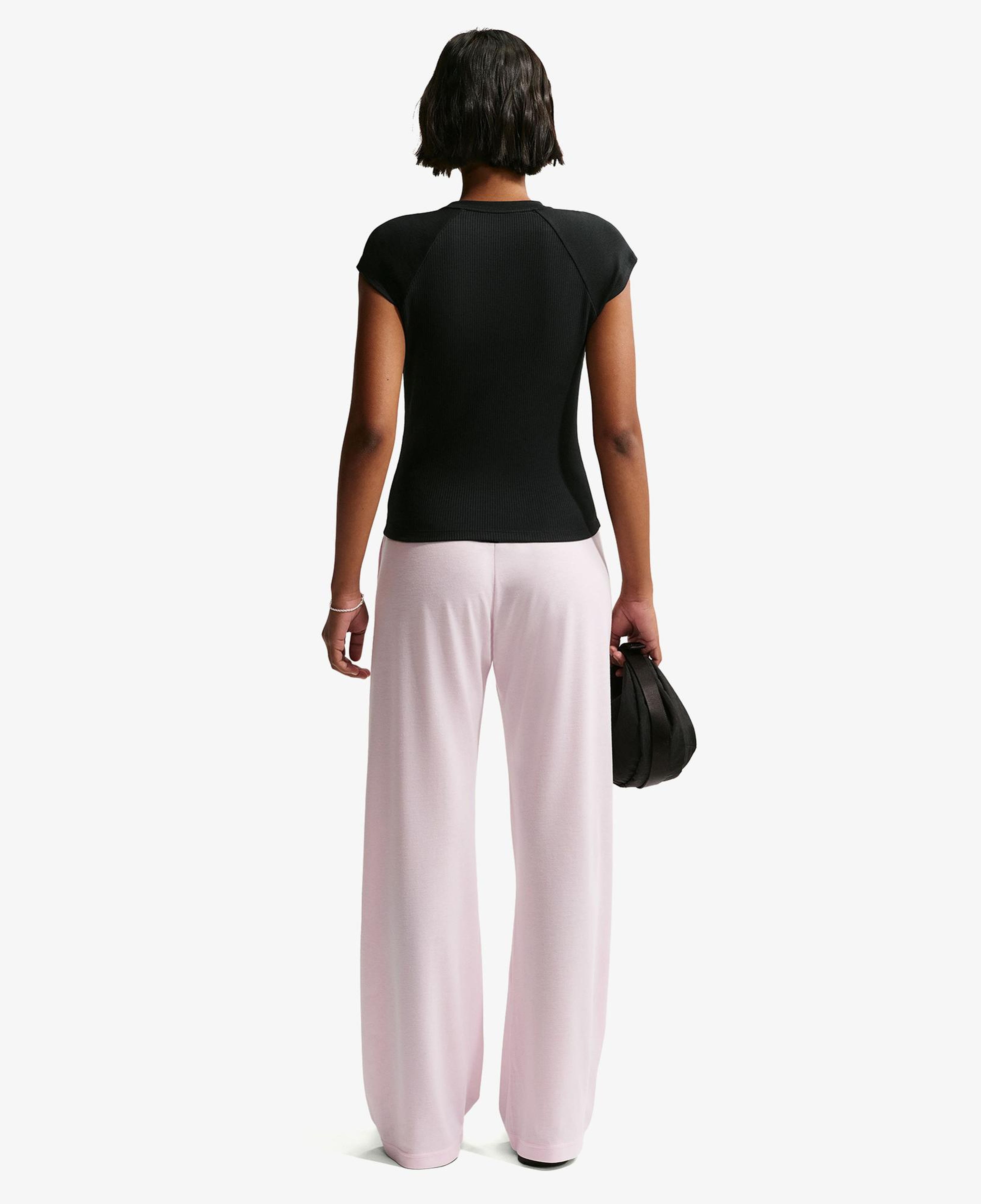 Nike Sportswear Chill Knit Kadın Siyah T-Shirt