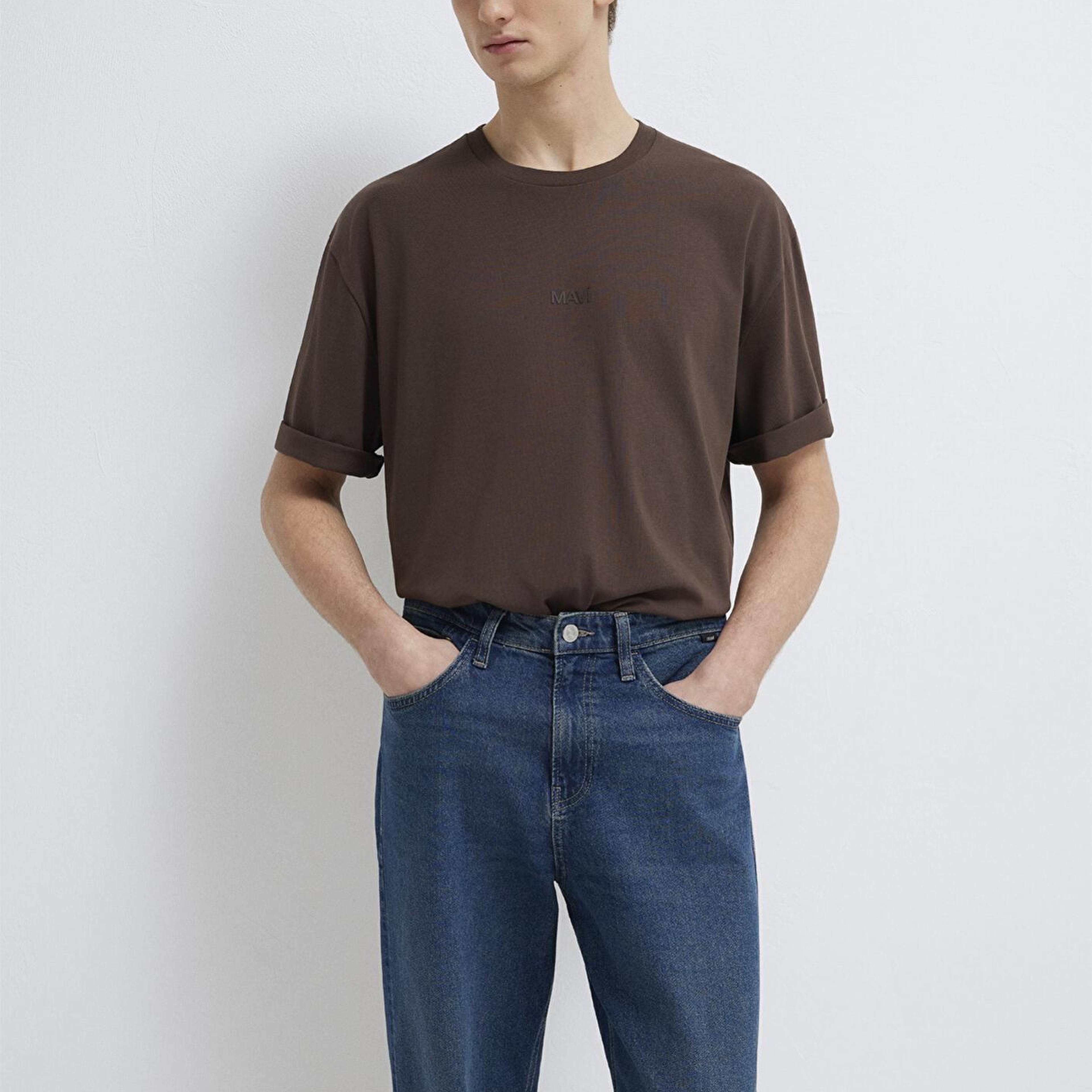 Mavi Mavi Logo Kahverengi Basic Tişört Relaxed Fit / Rahat Kesim 0613093-70251