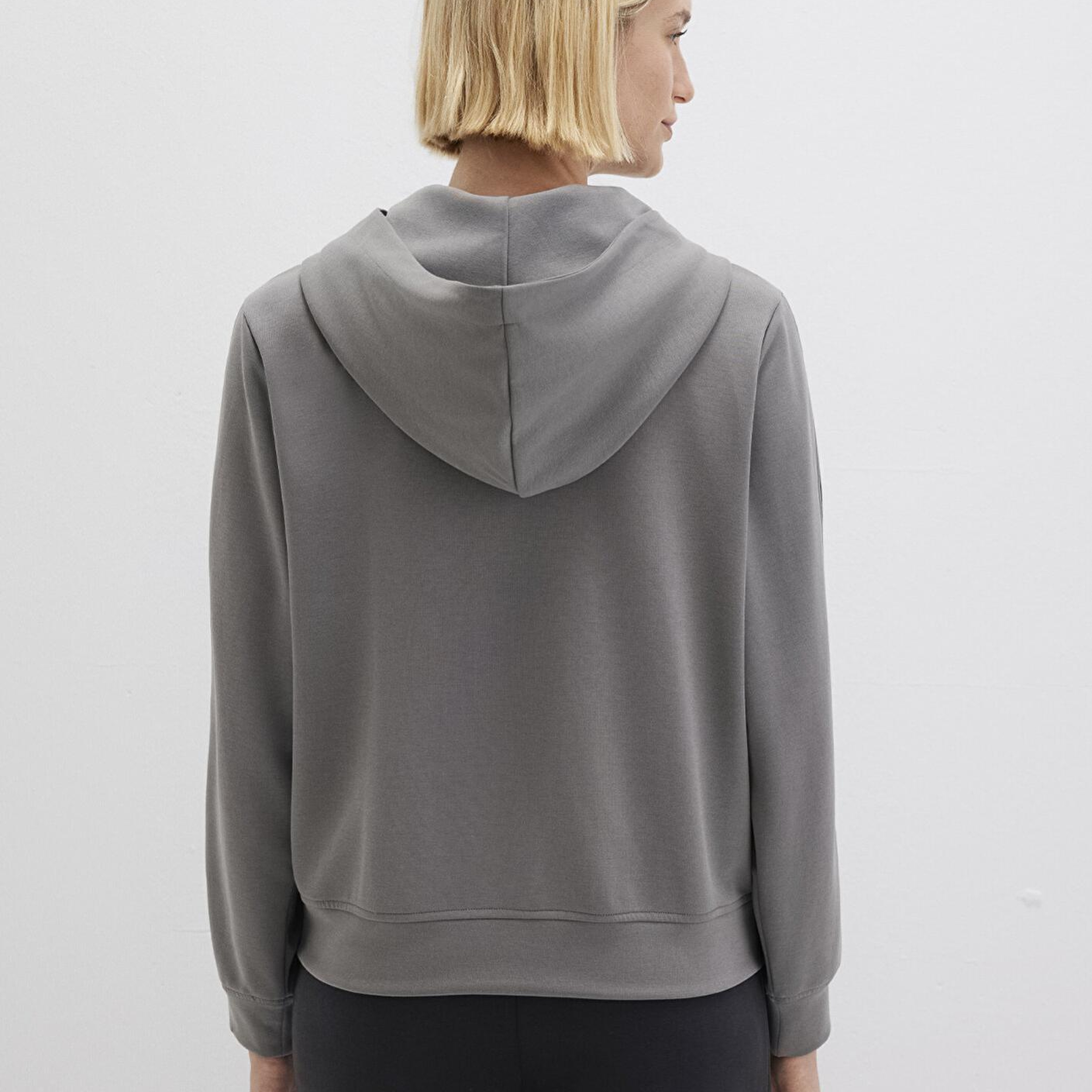 Mavi Şerit Detaylı Kapüşonlu (TENCEL™) Modal Gri Sweatshirt 1S10443-82577