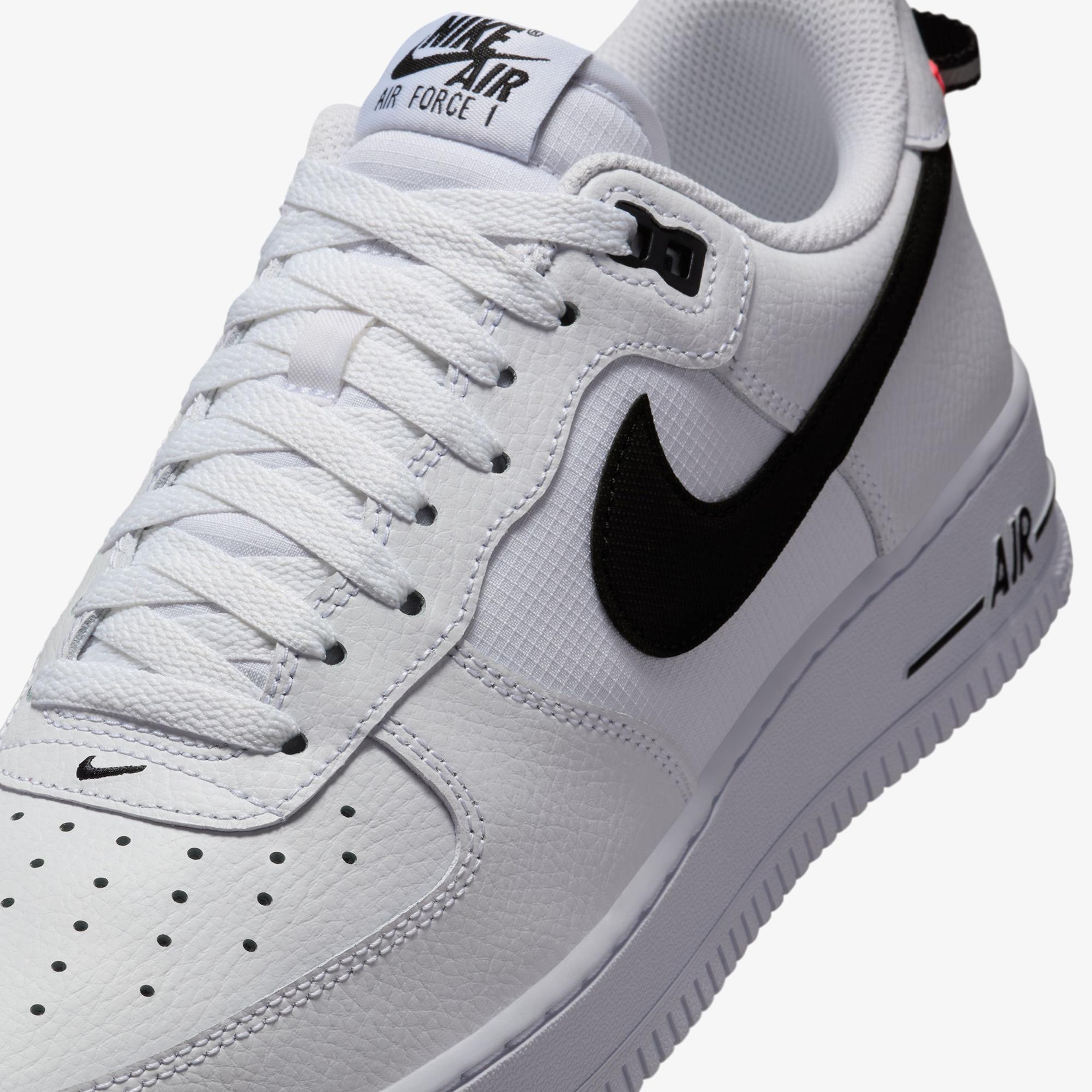 Nike Air Force 1 '07 LV8 Erkek Beyaz Spor Ayakkabı