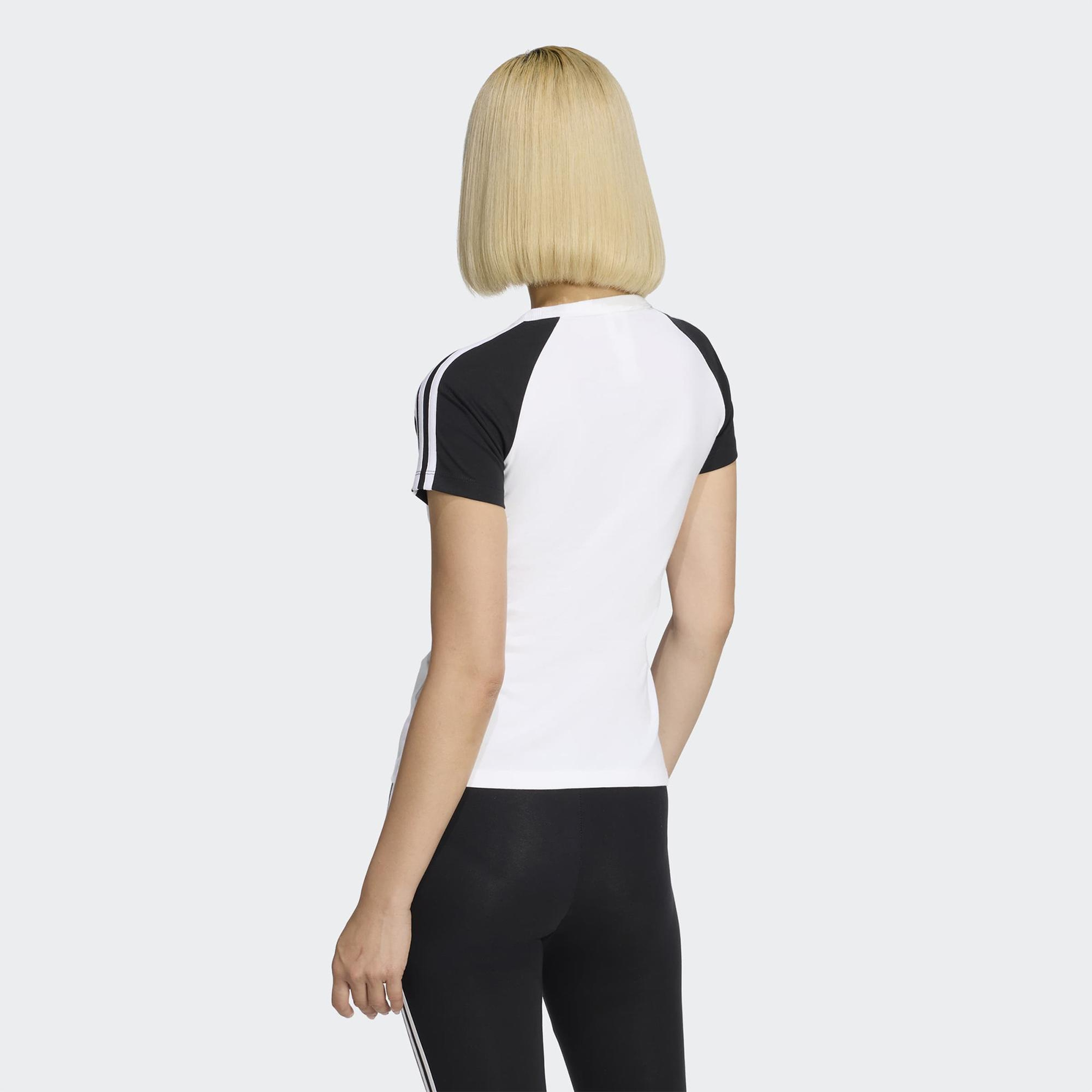 adidas Kadın Beyaz T-Shirt
