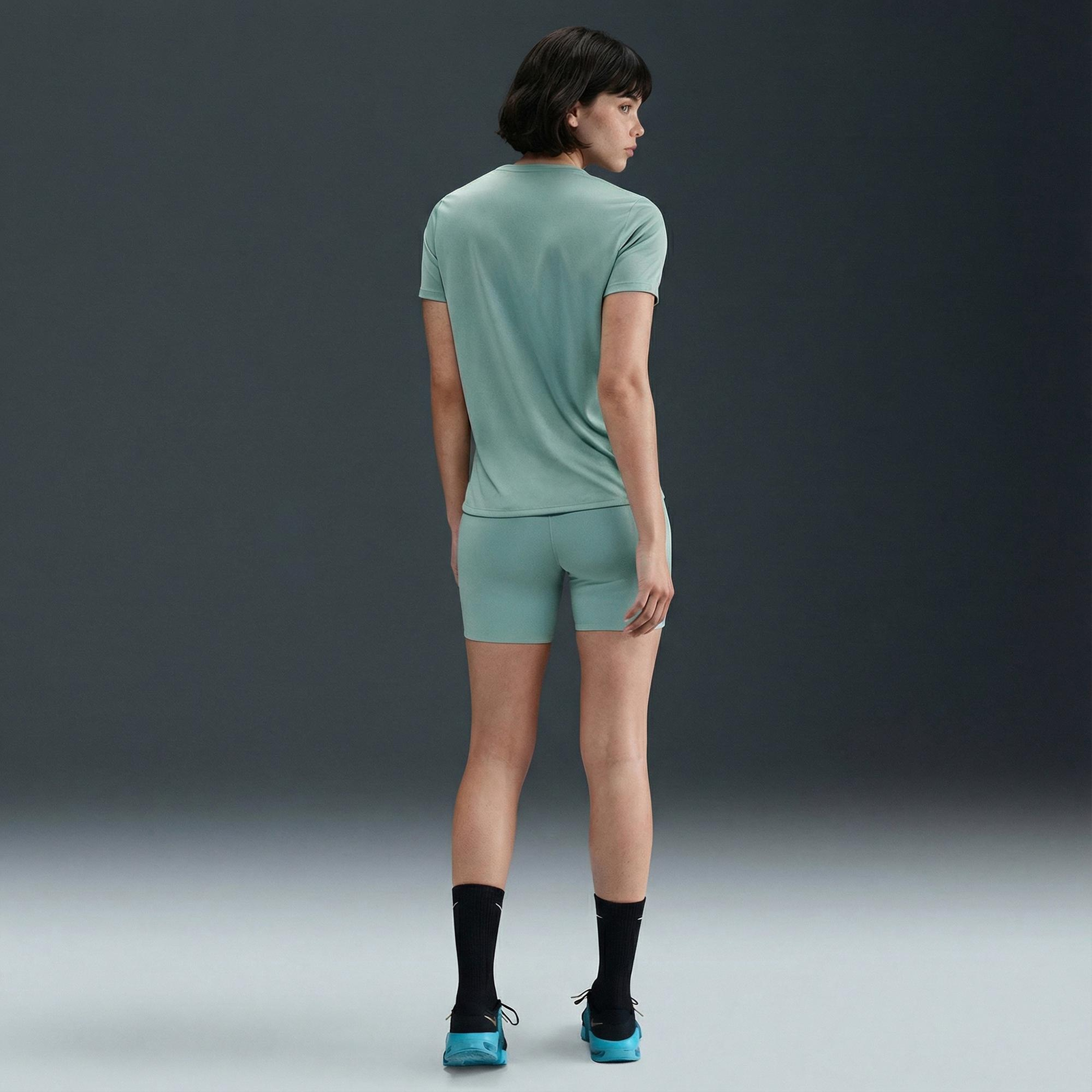 Nike Dri-Fit Kadın Yeşil T-Shirt