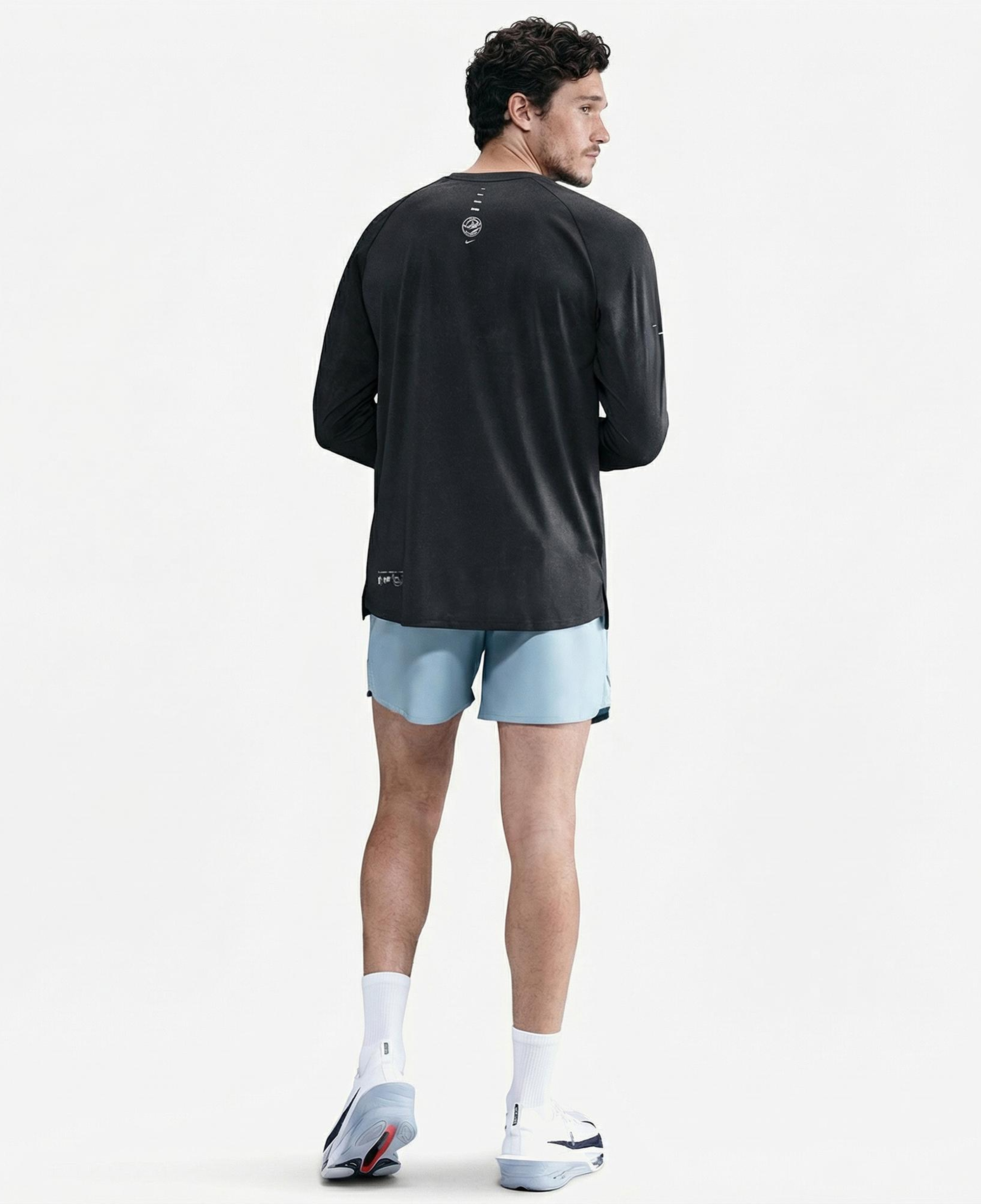 Nike Dri-Fit Stride Erkek Siyah Uzun Kollu T-Shirt