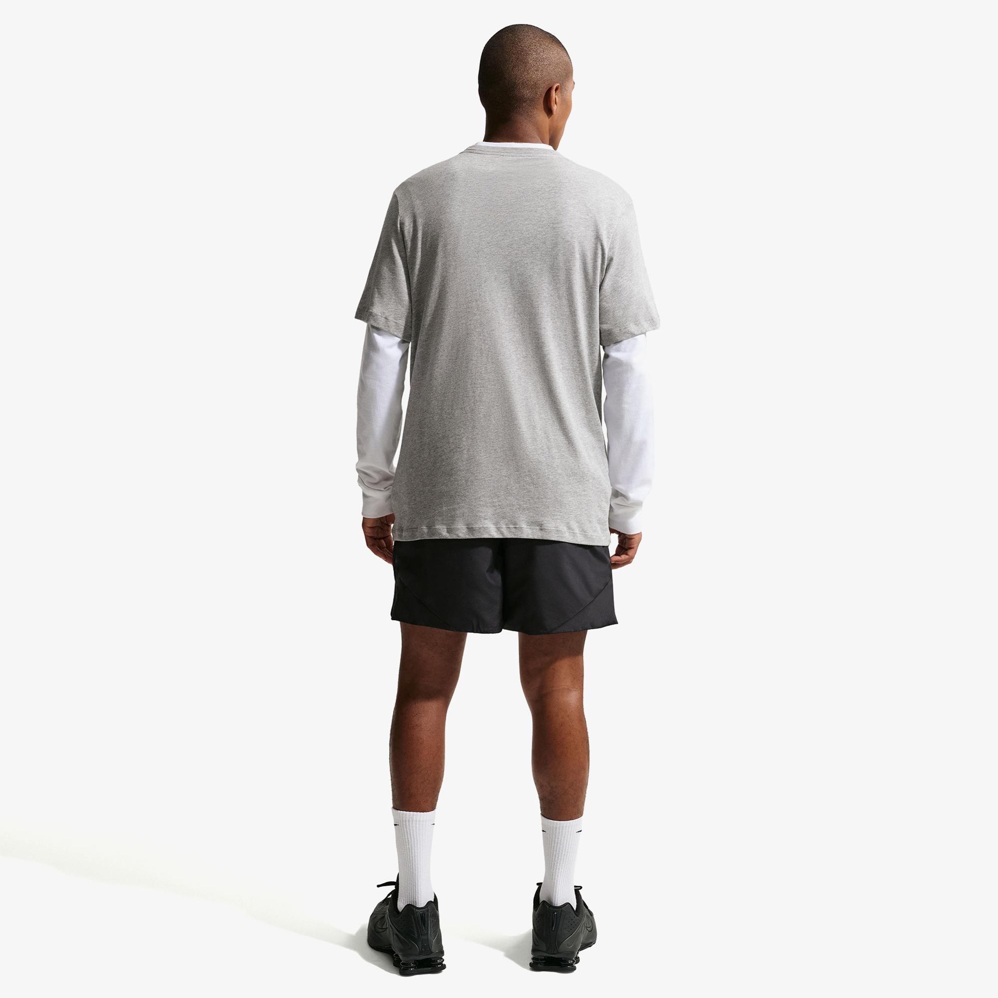 Nike Sportswear Celebrate Erkek Gri T-Shirt