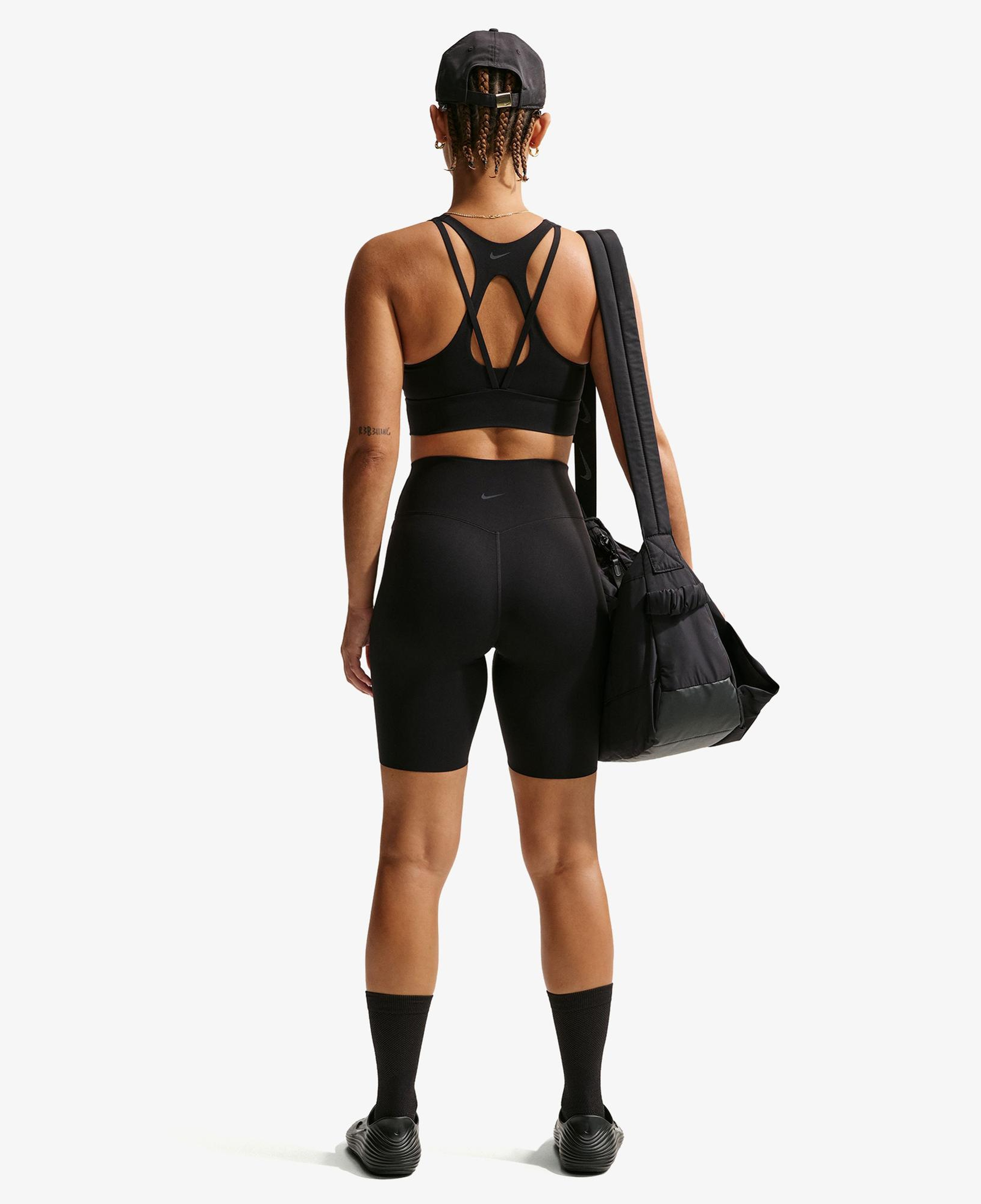 Nike Dri-Fit Zenvy Yüksek Belli 20 cm Kadın Siyah Kısa Tayt