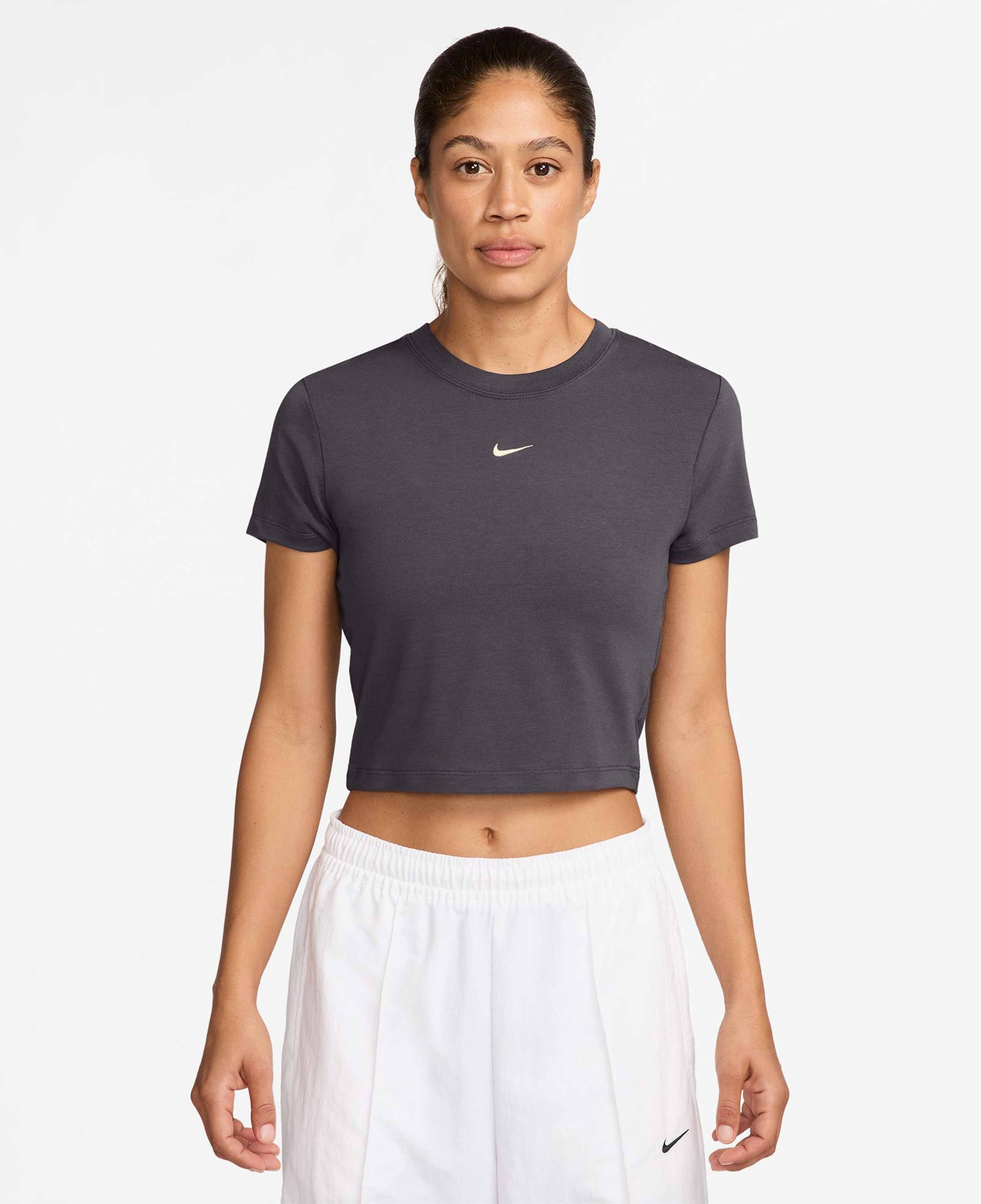 Nike Sportswear Chill Knit Kadın Gri Crop T-Shirt