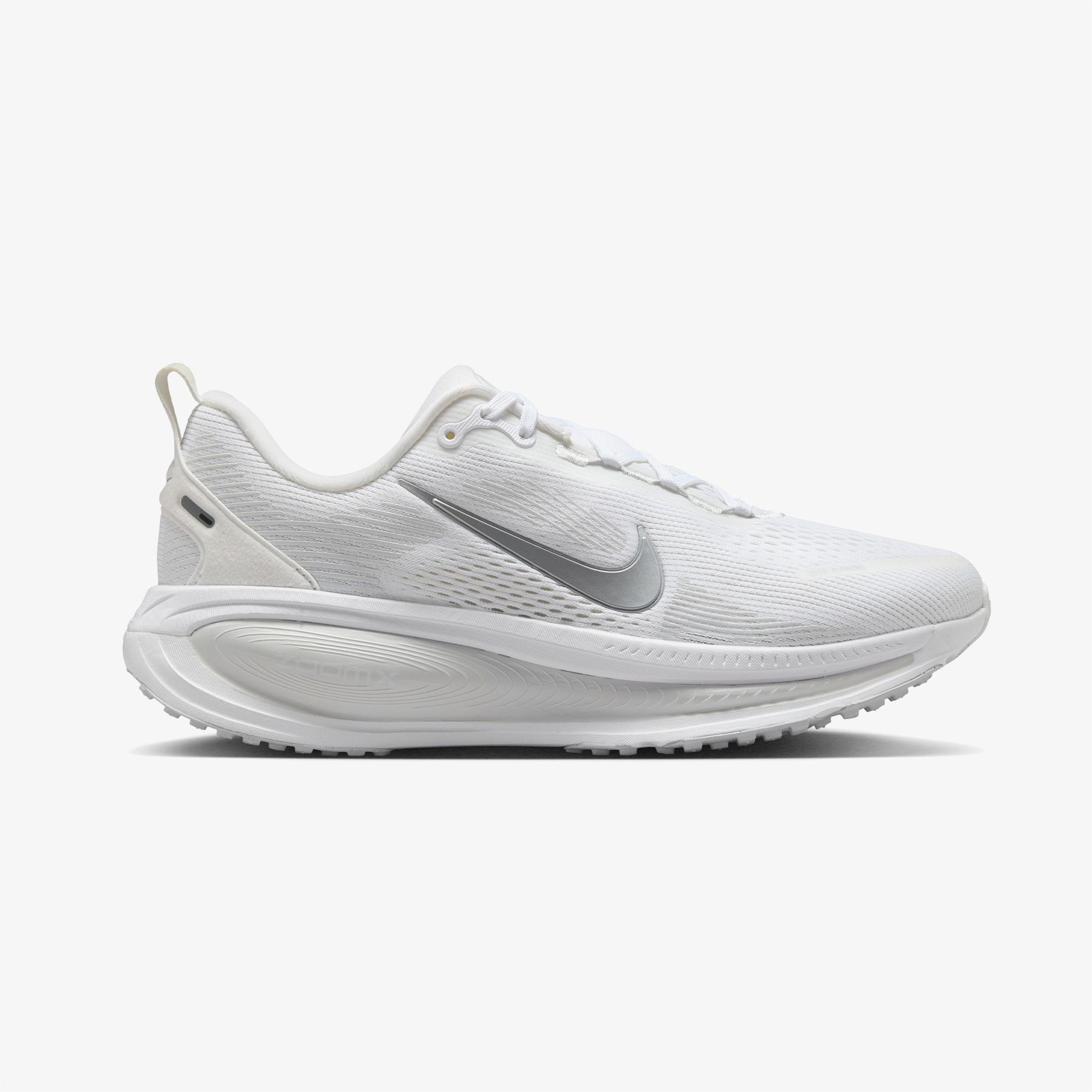 Nike Vomero 18 Kadın Beyaz Koşu Ayakkabısı