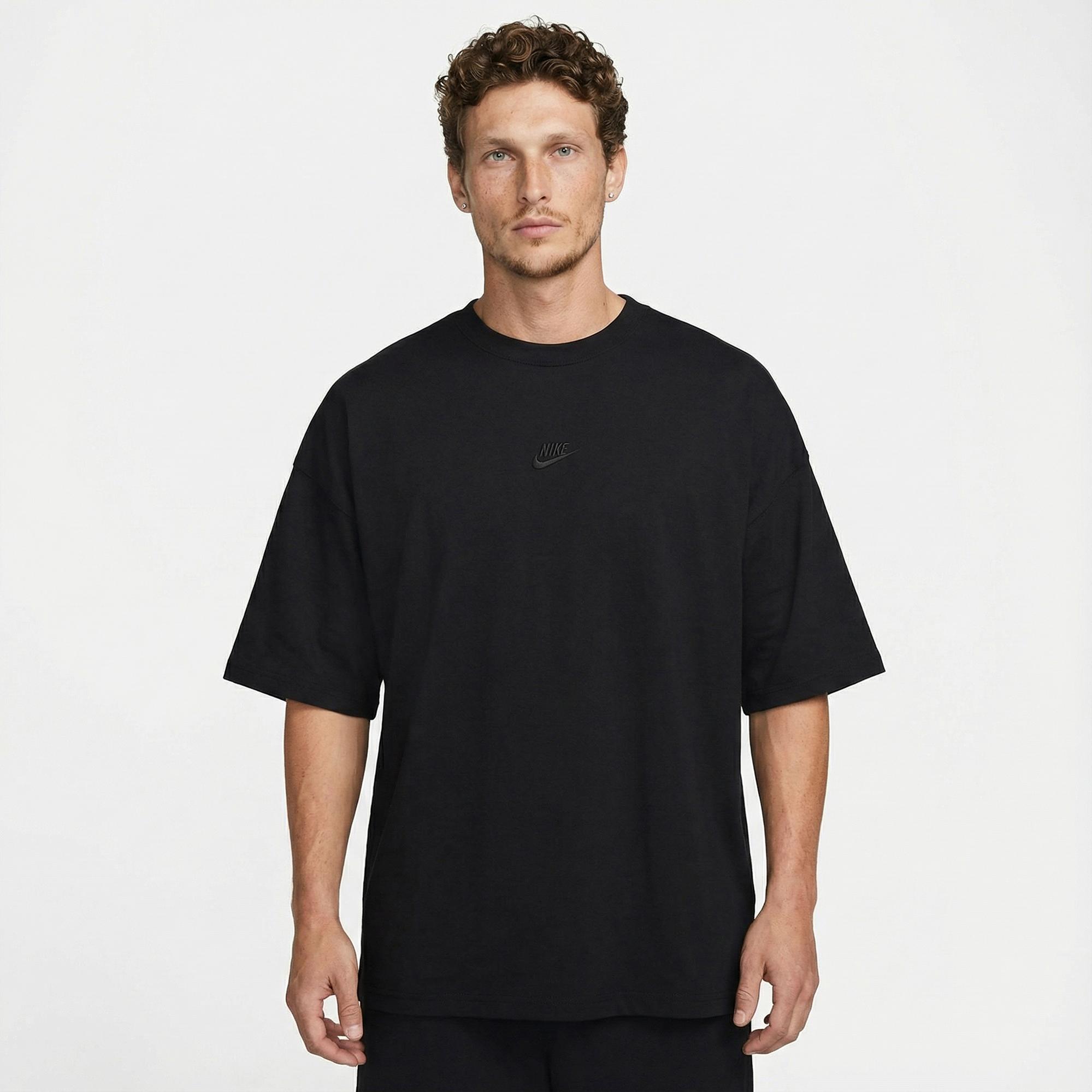 Nike Sportswear Premium Essentials Erkek Siyah T-Shirt