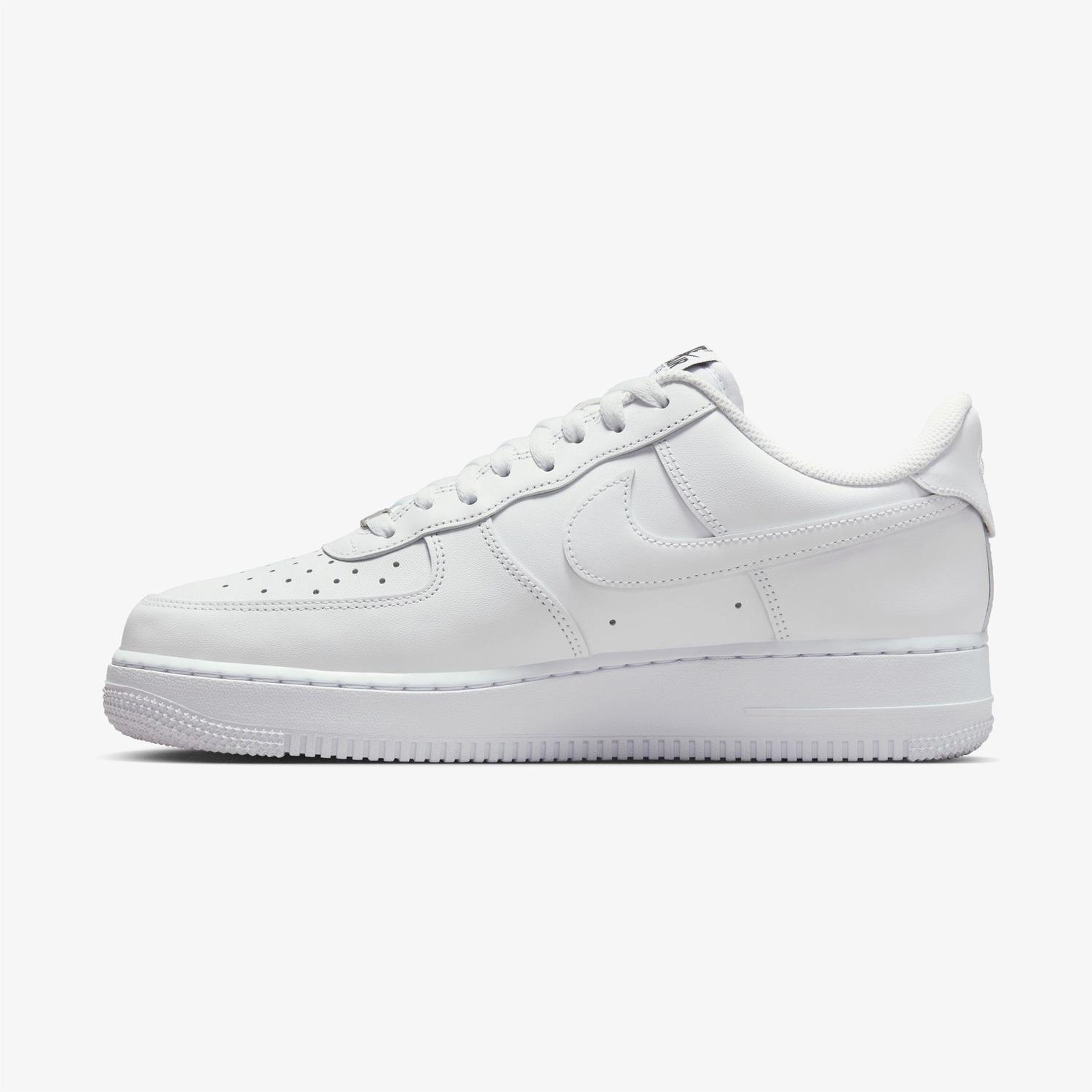 Nike Air Force 1 '07 EasyOn Erkek Beyaz Spor Ayakkabı
