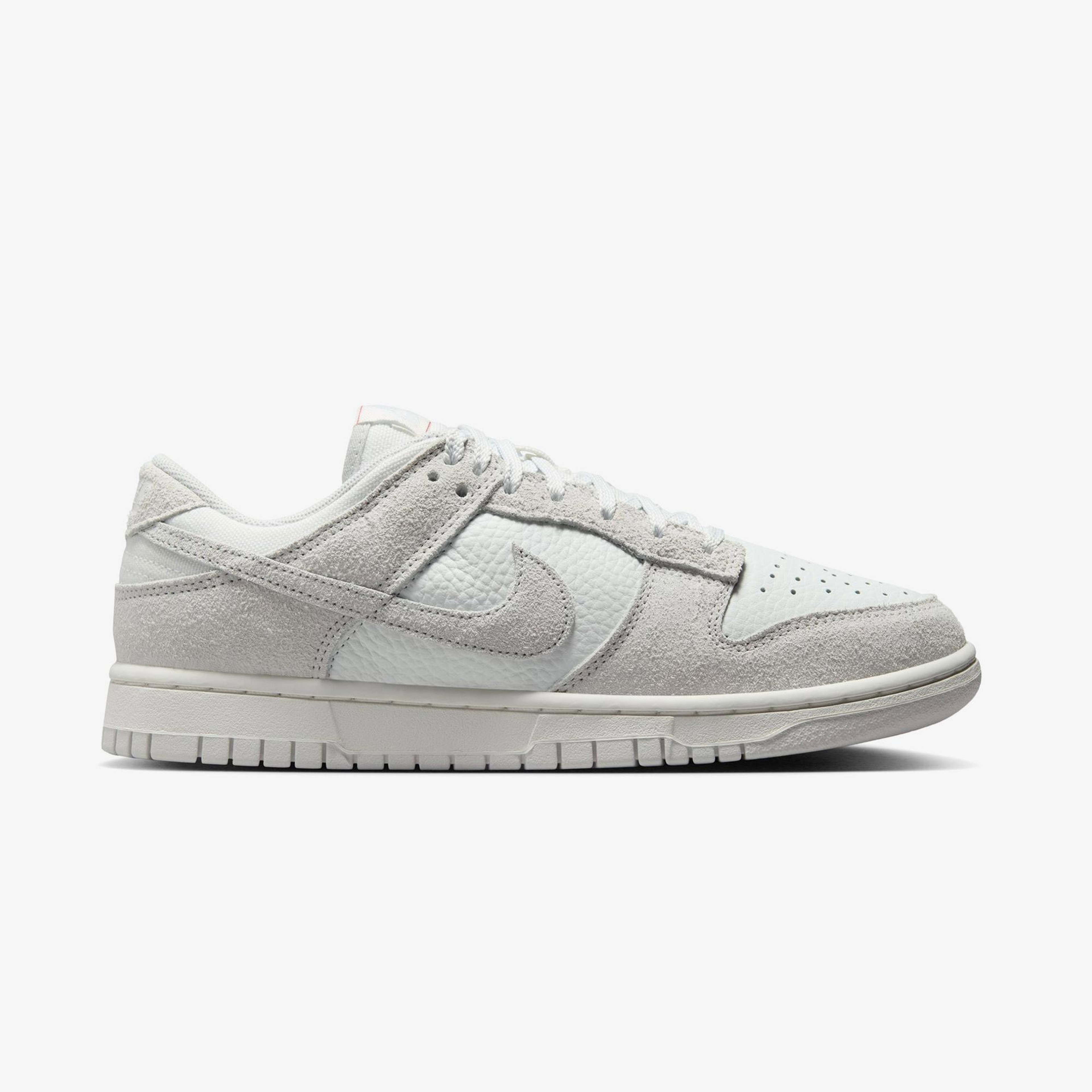 Nike Dunk Low Kadın Beyaz Spor Ayakkabı