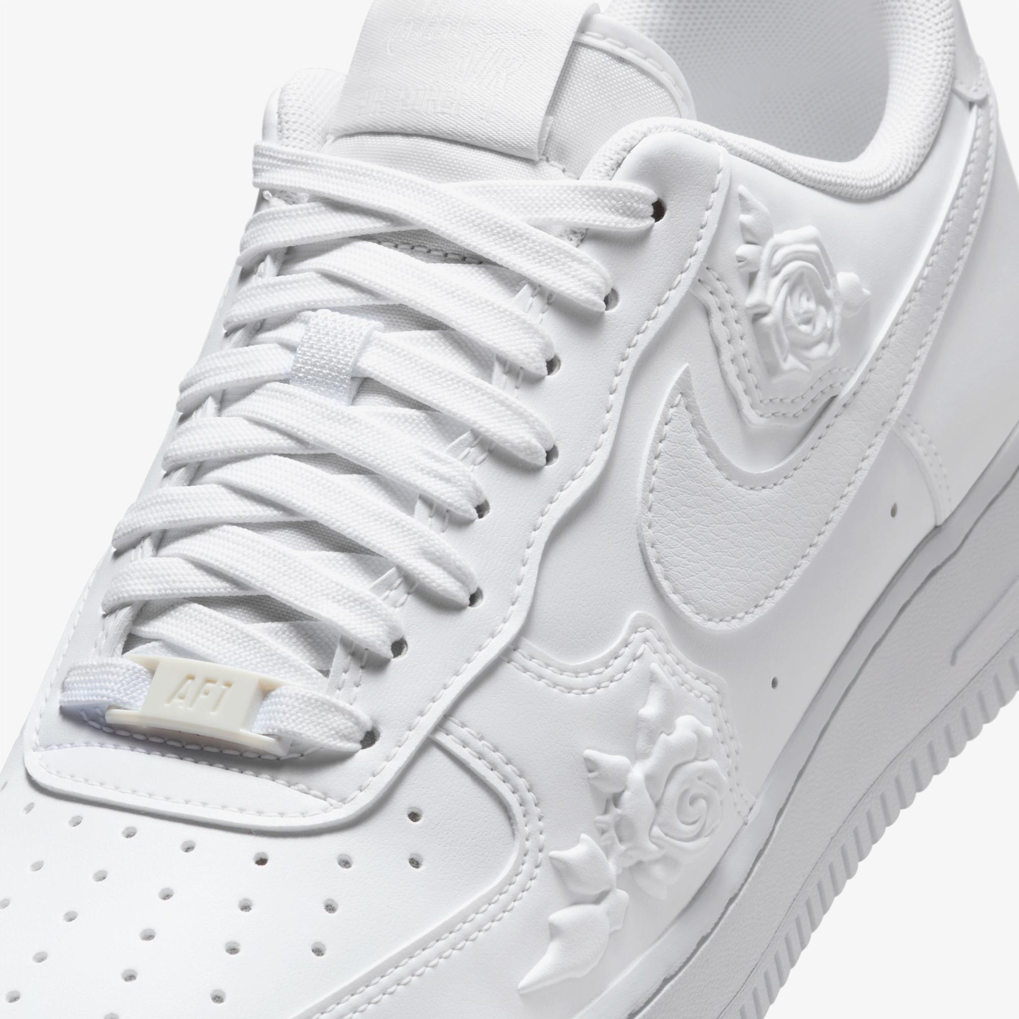 Nike Beyaz Nike Air Force 1