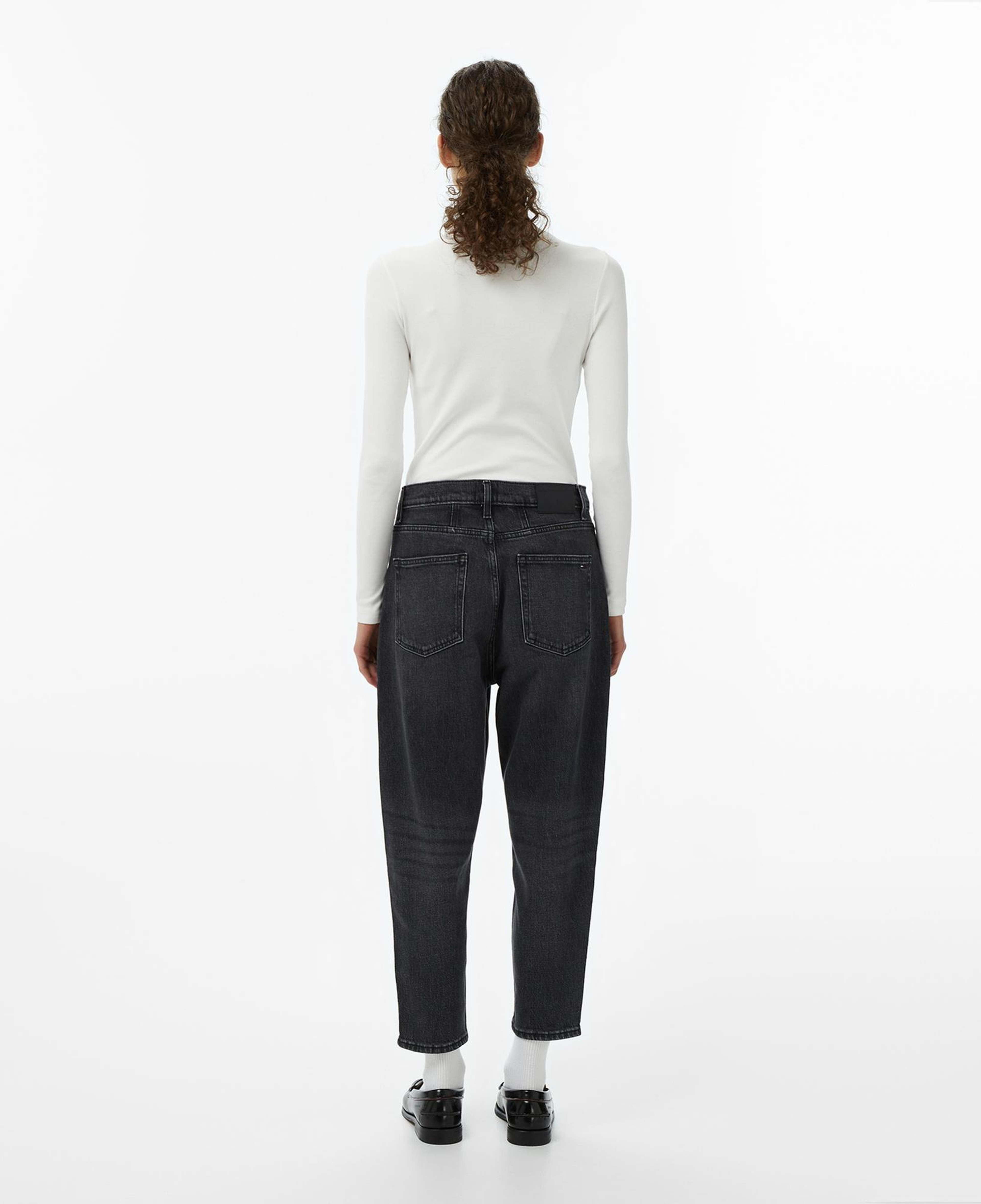 Tommy Hilfiger Mom Bi0187 Kadın Siyah Tapered Jean