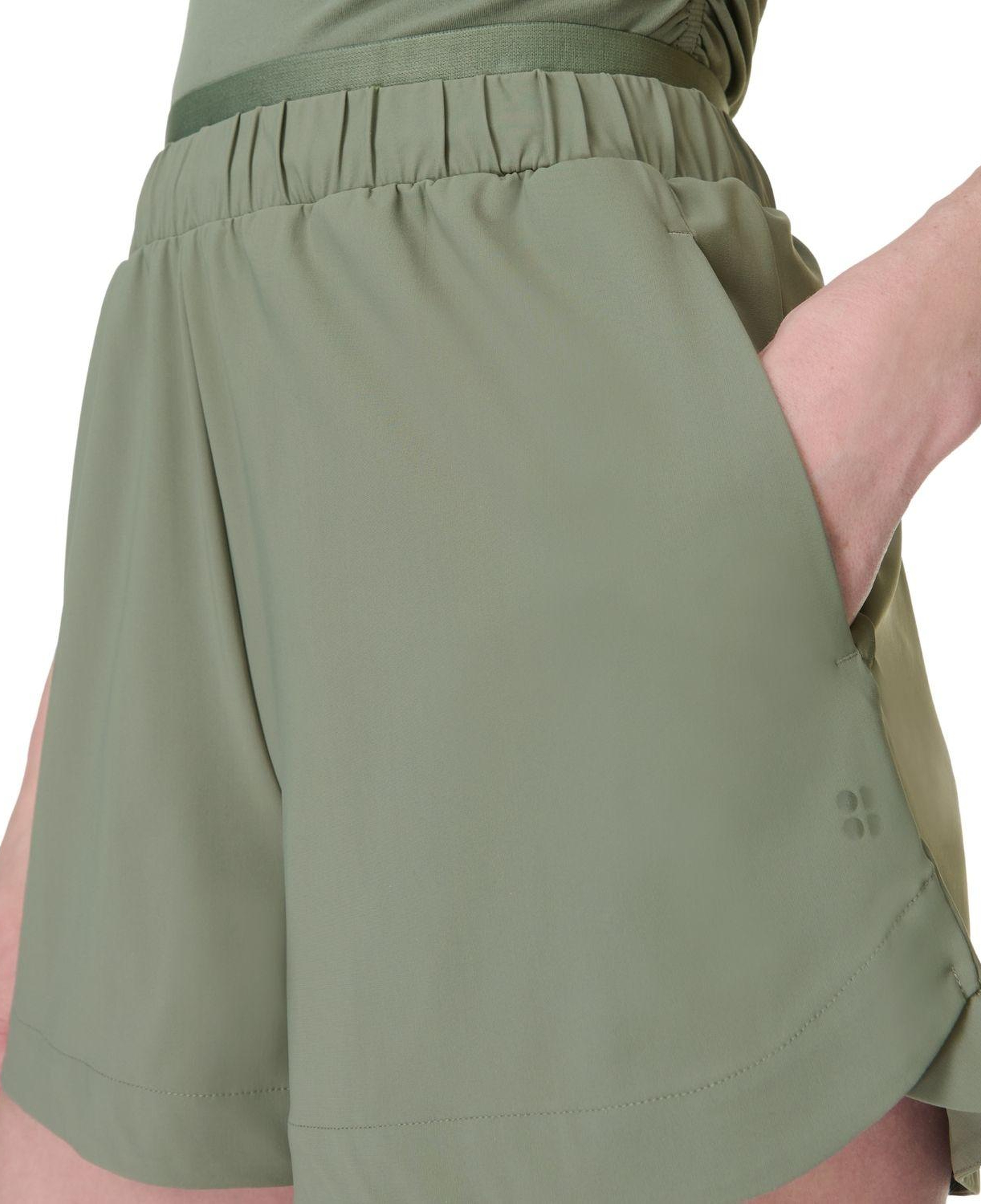 Sweaty Betty Explorer Elevated 3 Short Kadın Yeşil Şort