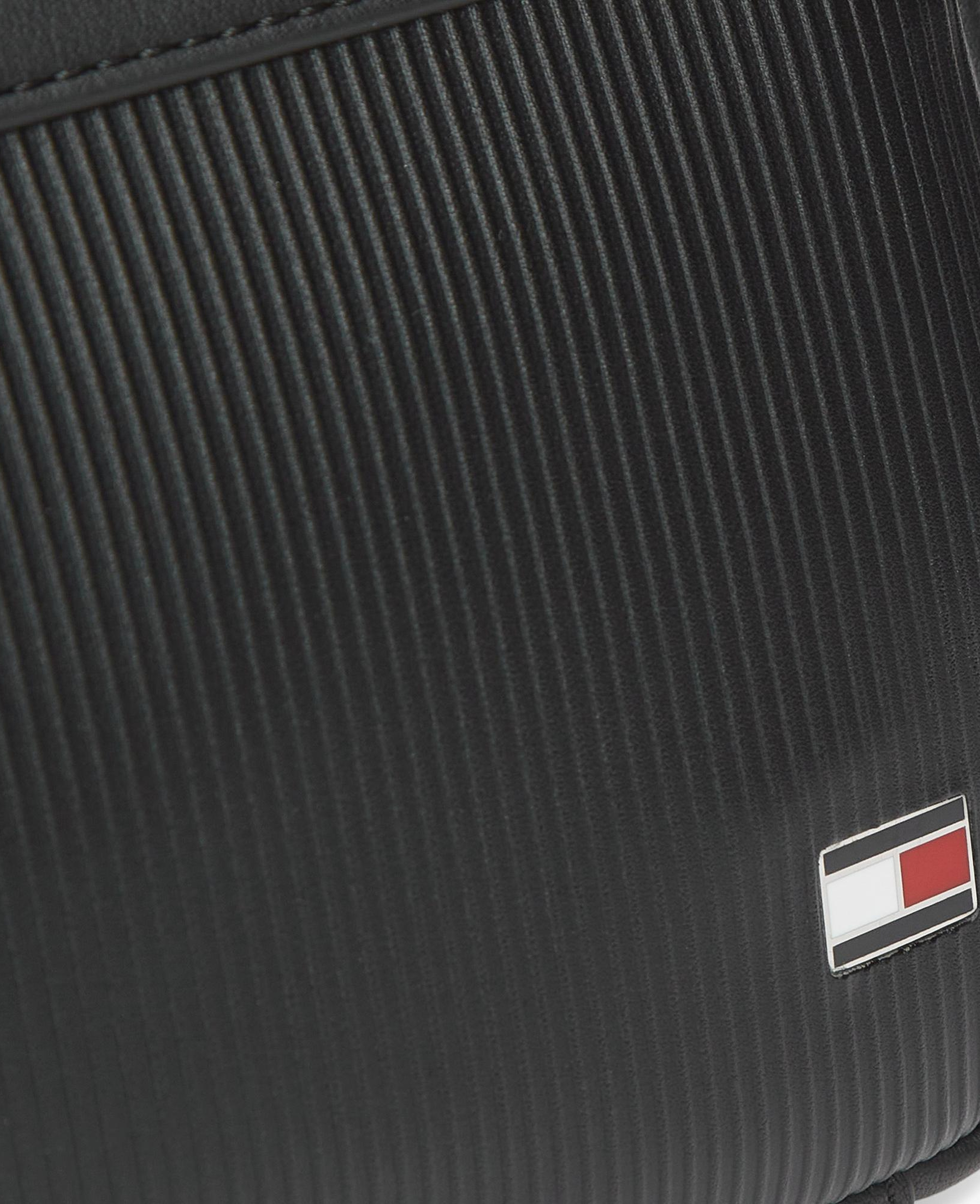 Tommy Hilfiger Flag Erkek Siyah El Çantası