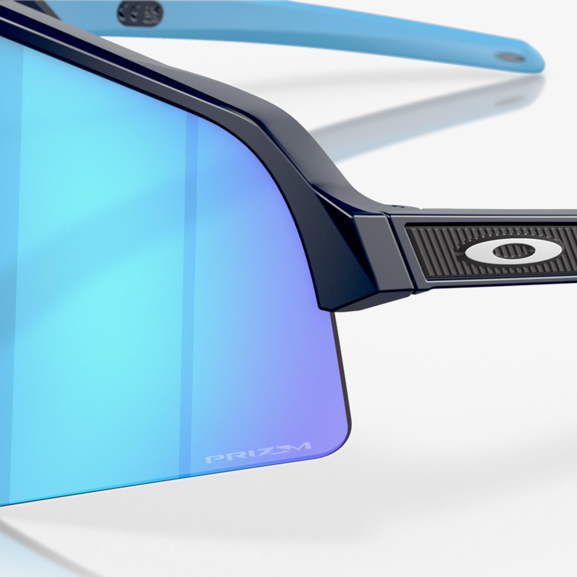 Oakley 0OO9465 Erkek Lacivert Güneş Gözlüğü