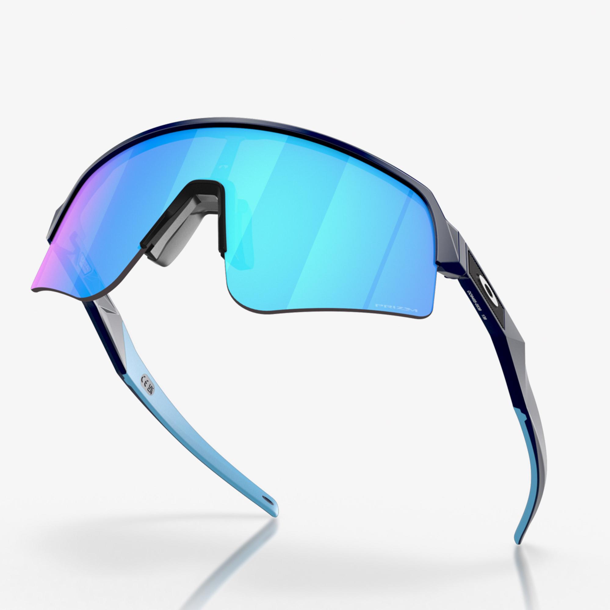 Oakley 0OO9465 Erkek Lacivert Güneş Gözlüğü