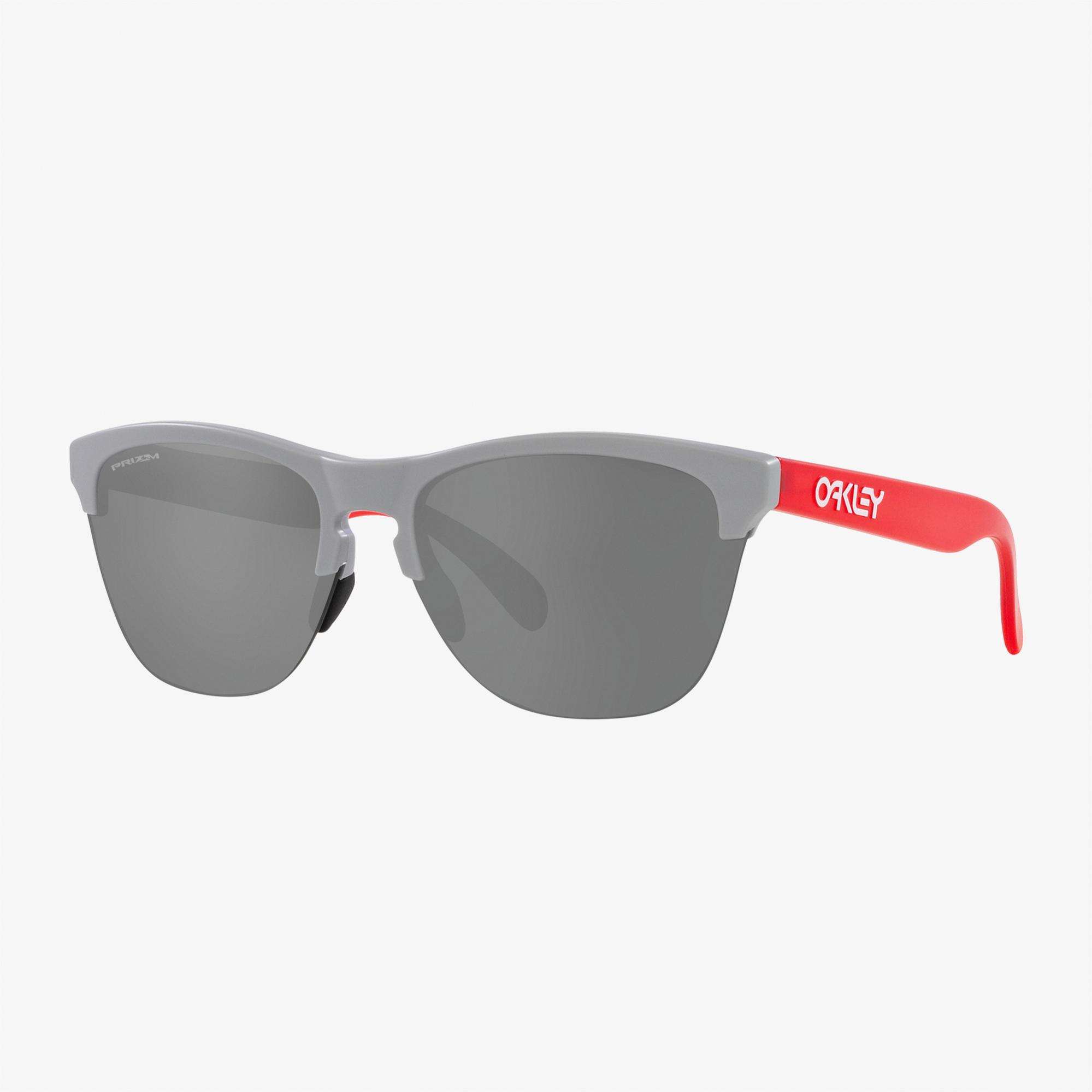 OAKLEY 0Ve2226 Erkek Kırmızı Güneş Gözlüğü