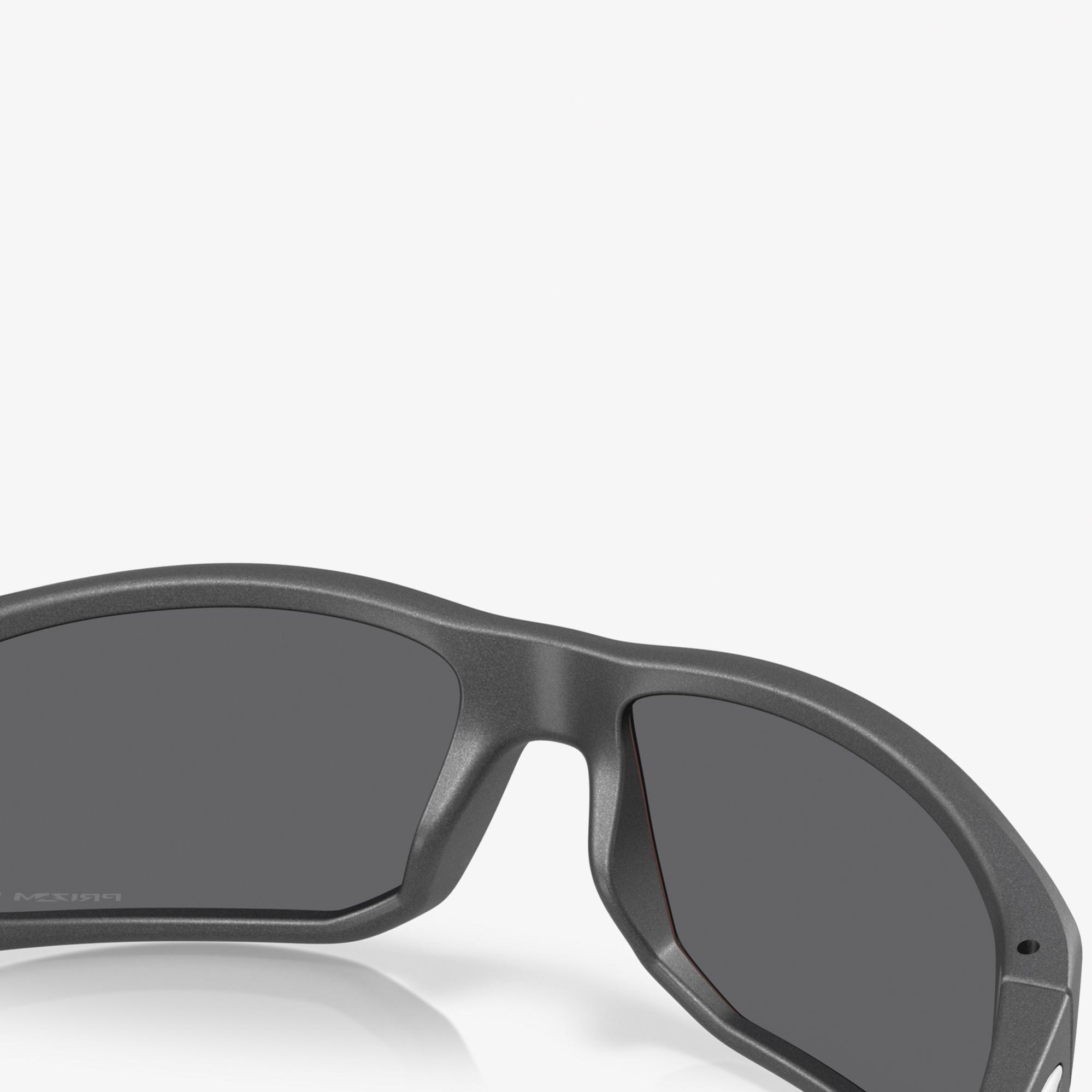 Oakley Gibston XL OO9470 Erkek Gri Güneş Gözlüğü
