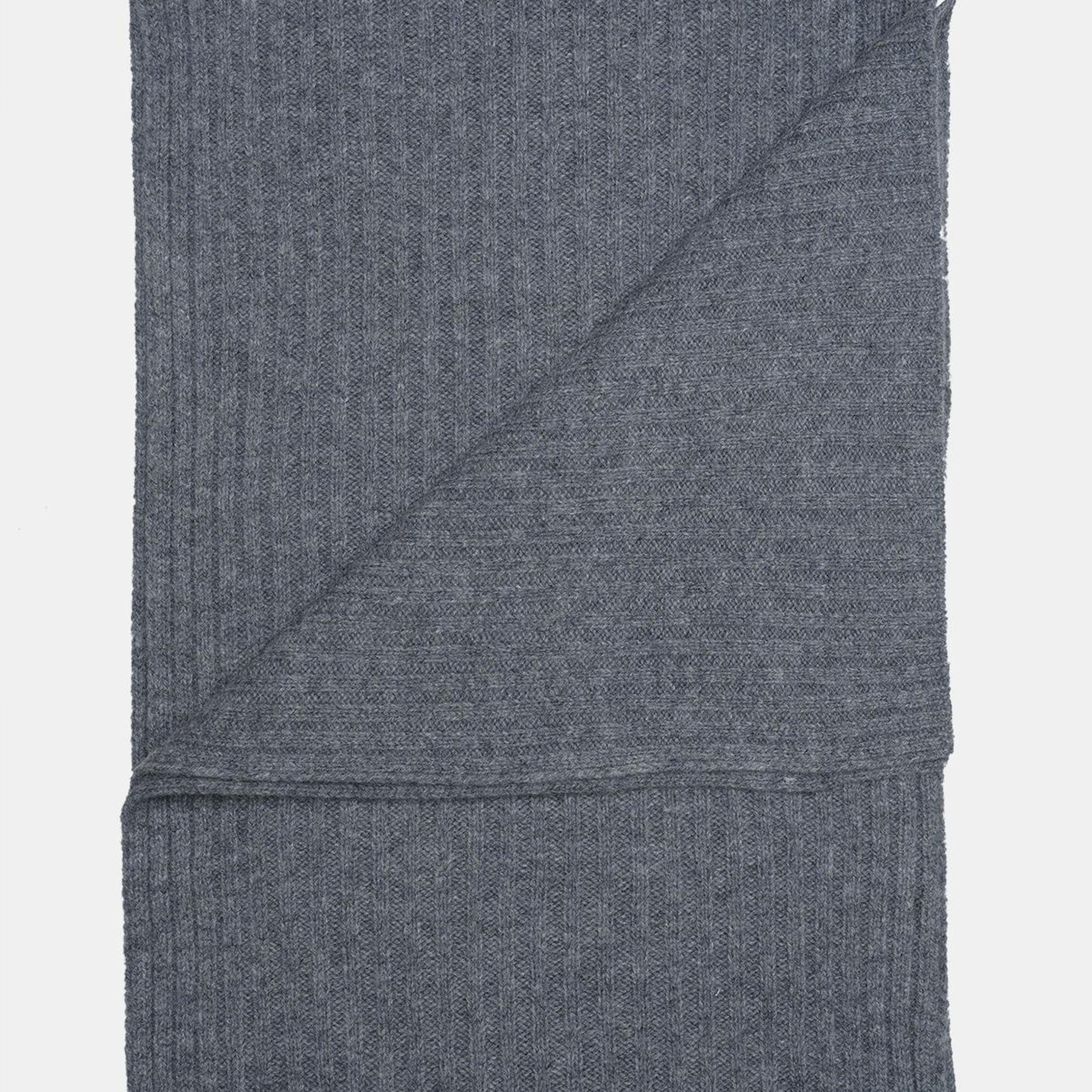 Erkek Gri Yün Kaşkol