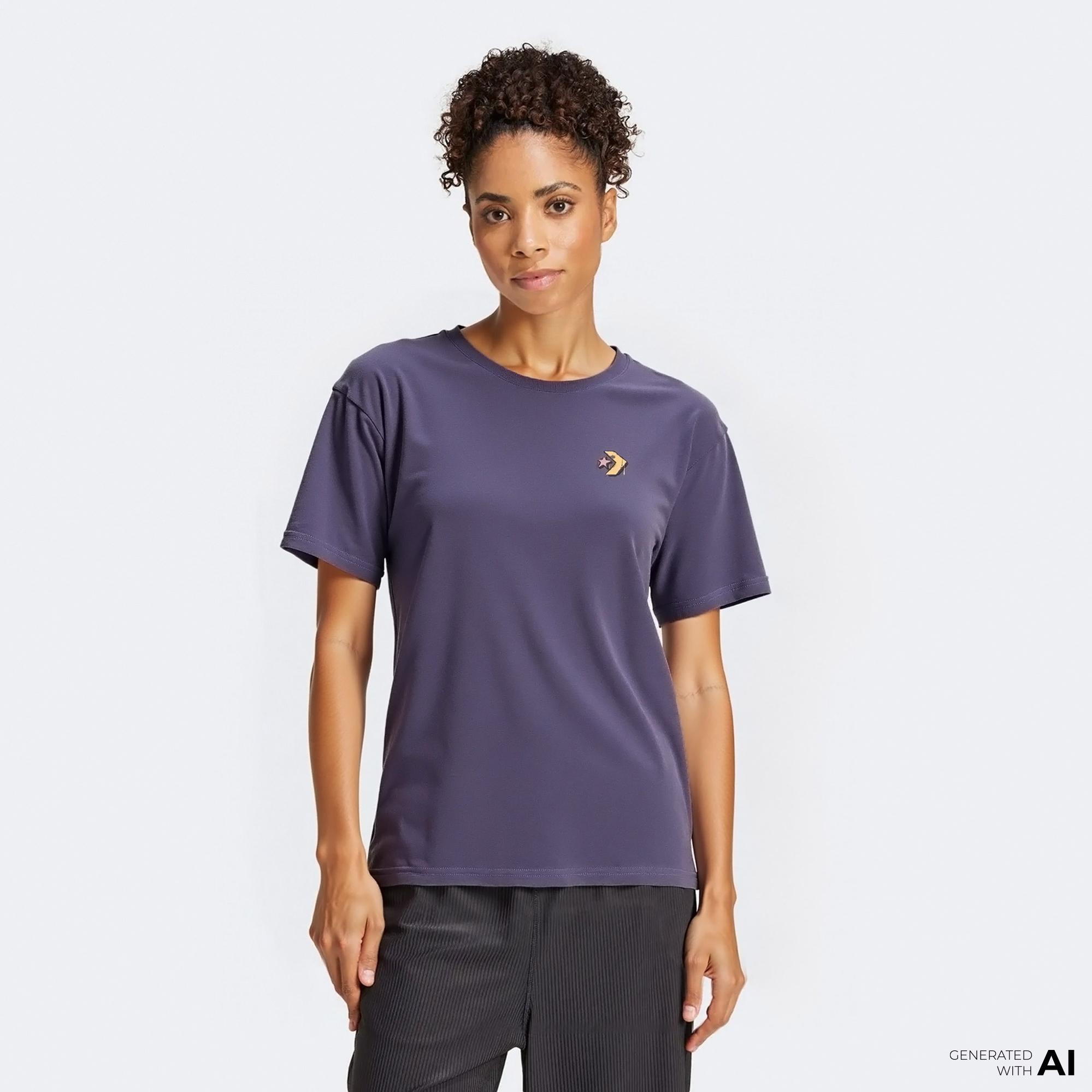 Converse Kadın Oversized Fit Grafik Baskılı Mor T-Shirt