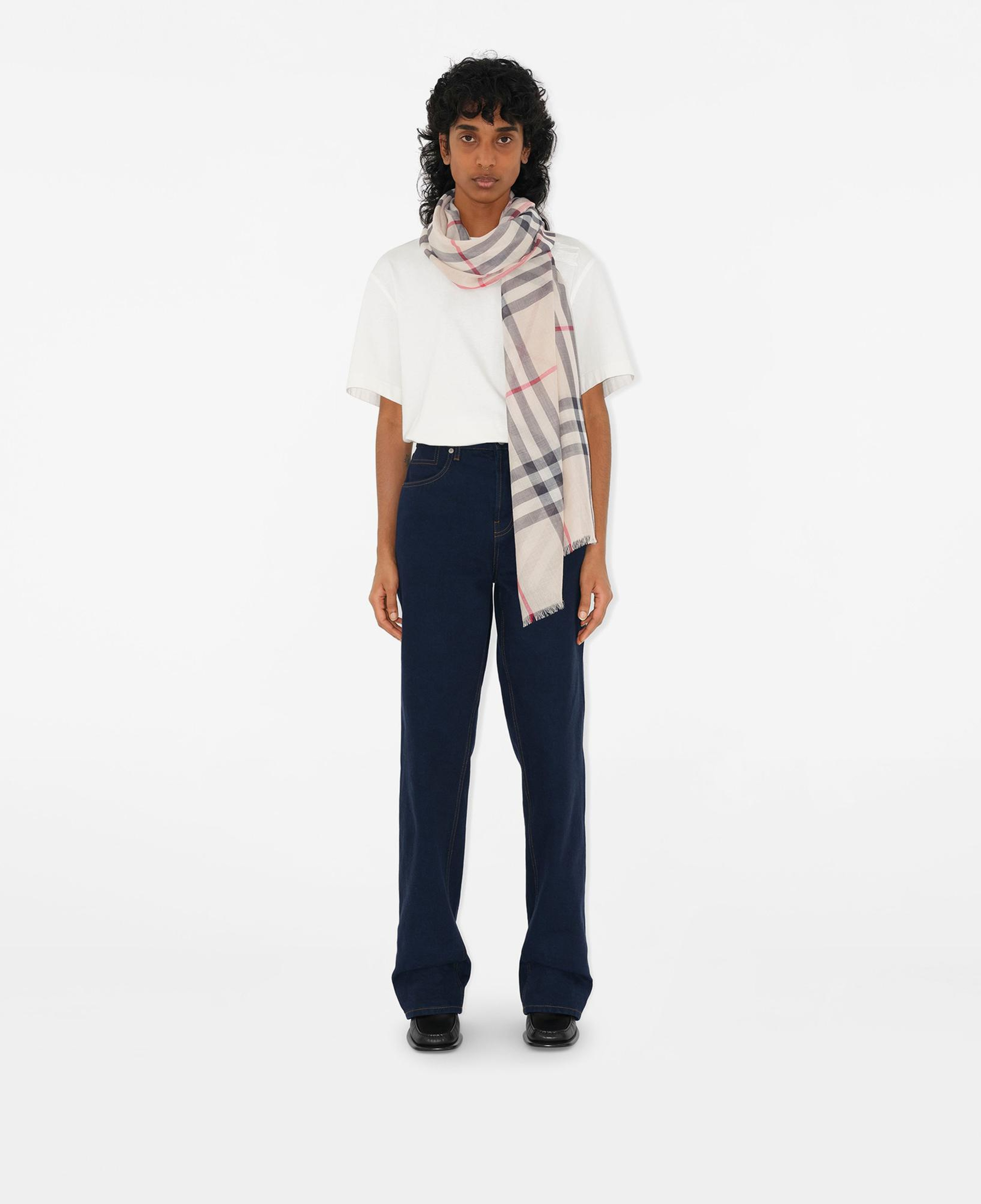 Burberry Gauze Wool Silk Kadın Krem Atkı