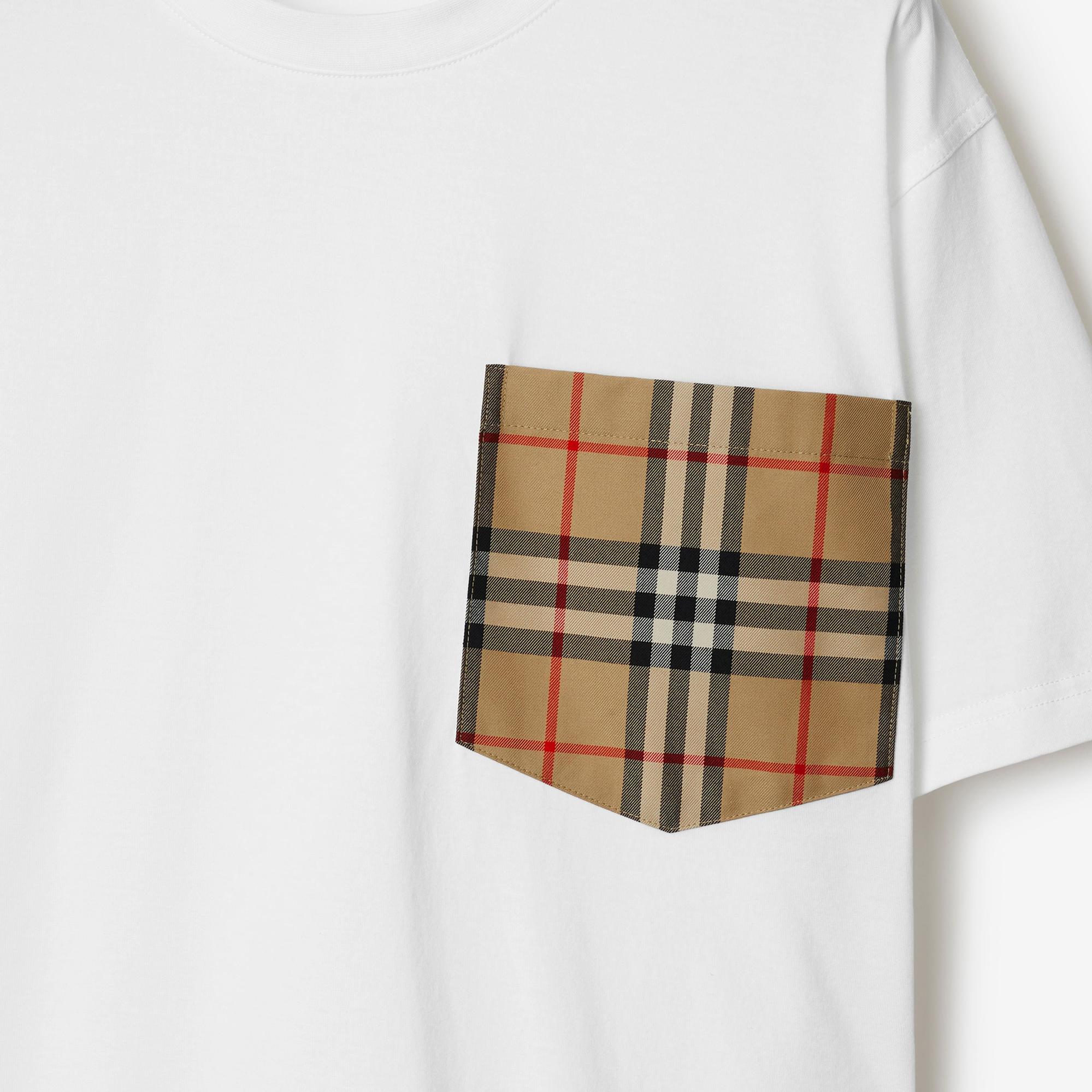 Burberry Check Pocket Pamuklu Kadın Beyaz T-Shirt