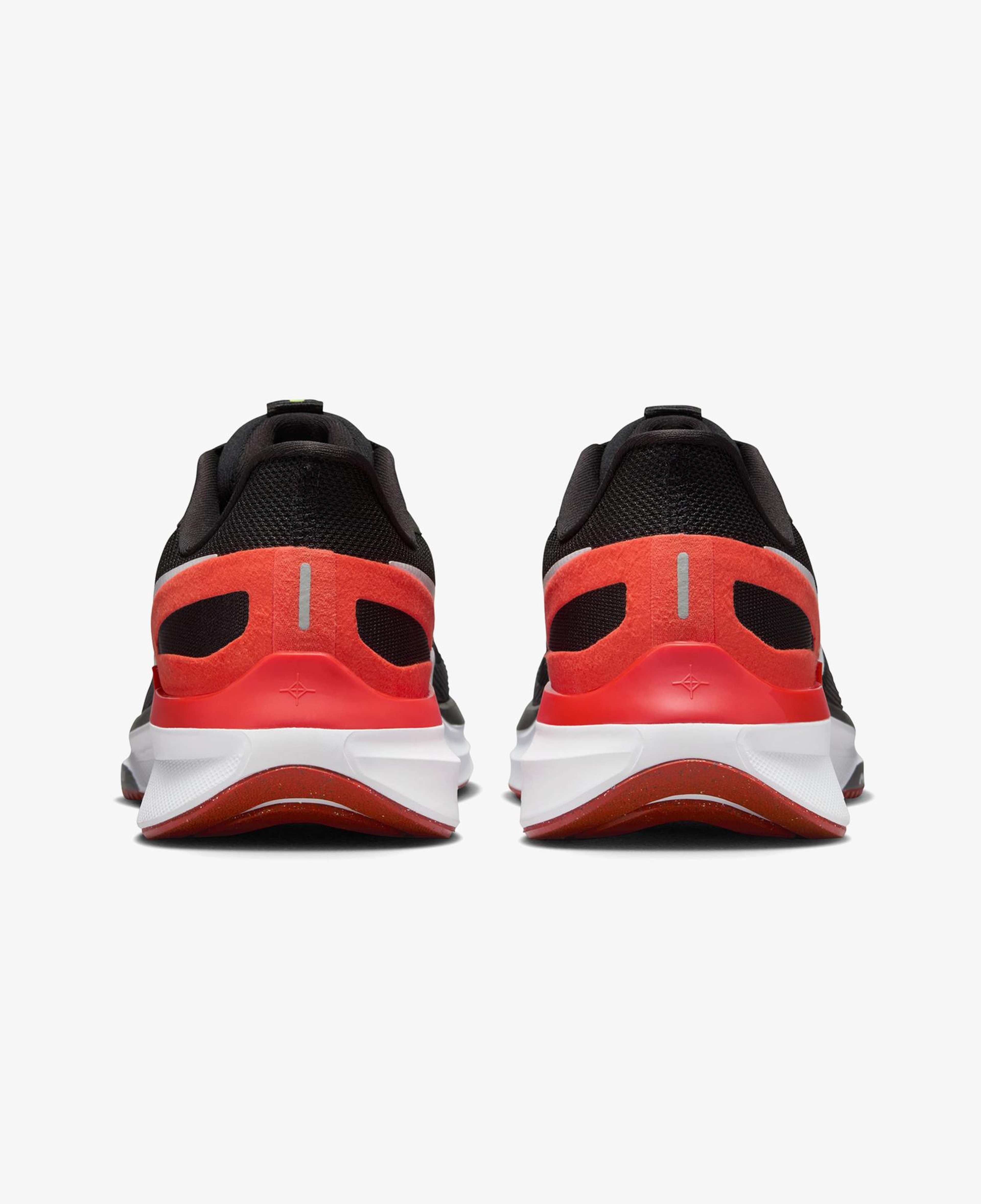 Nike Structure 25 Erkek Siyah Spor Ayakkabı