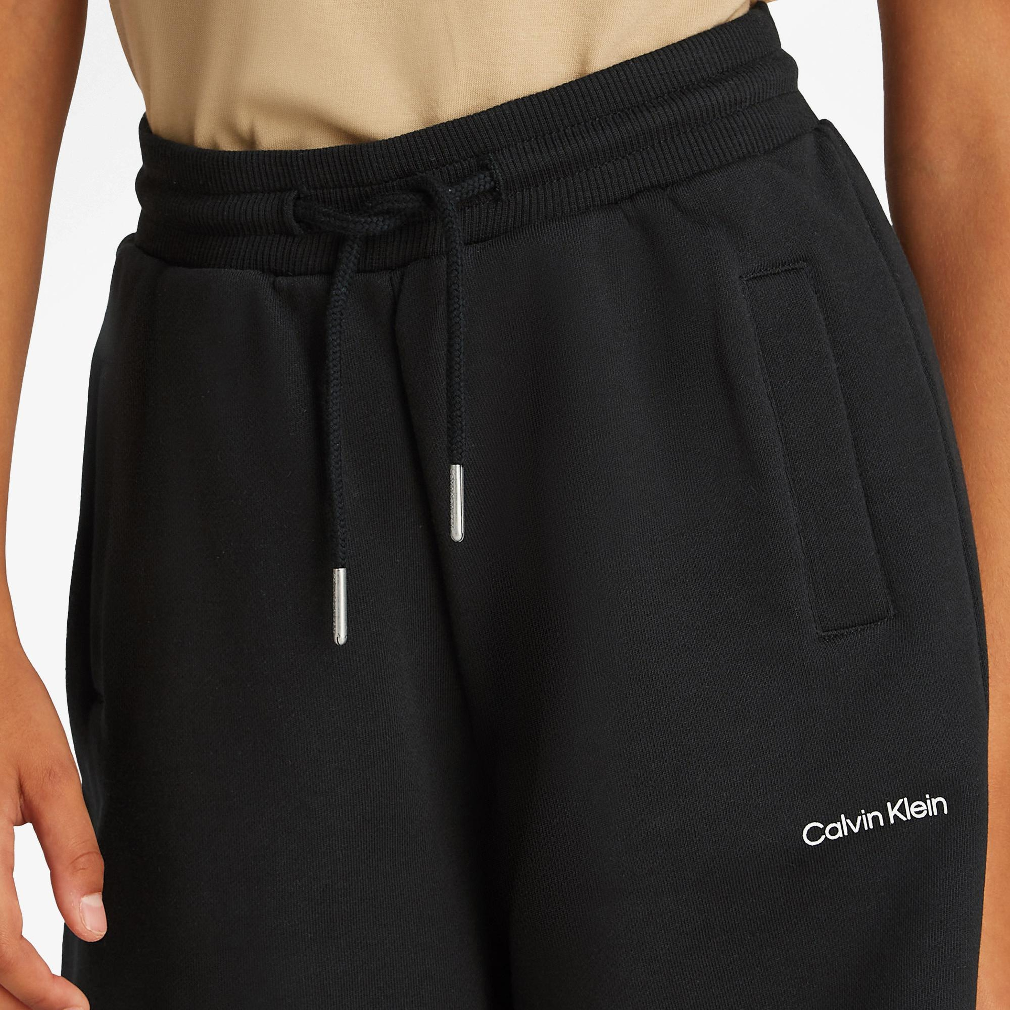 Calvin Klein Çocuk Siyah Şort
