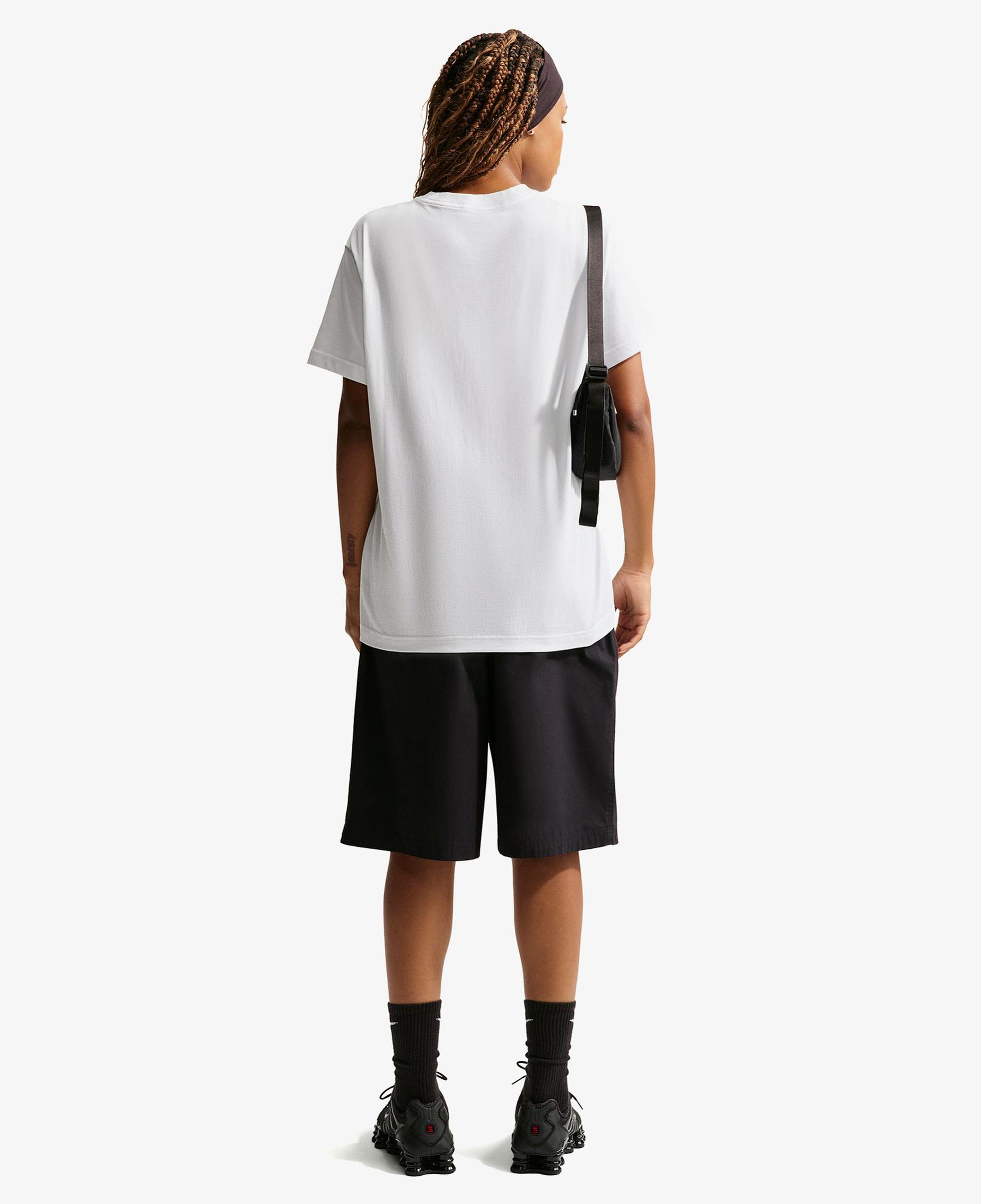 Nike Sportswear Classic Kadın Beyaz T-Shirt