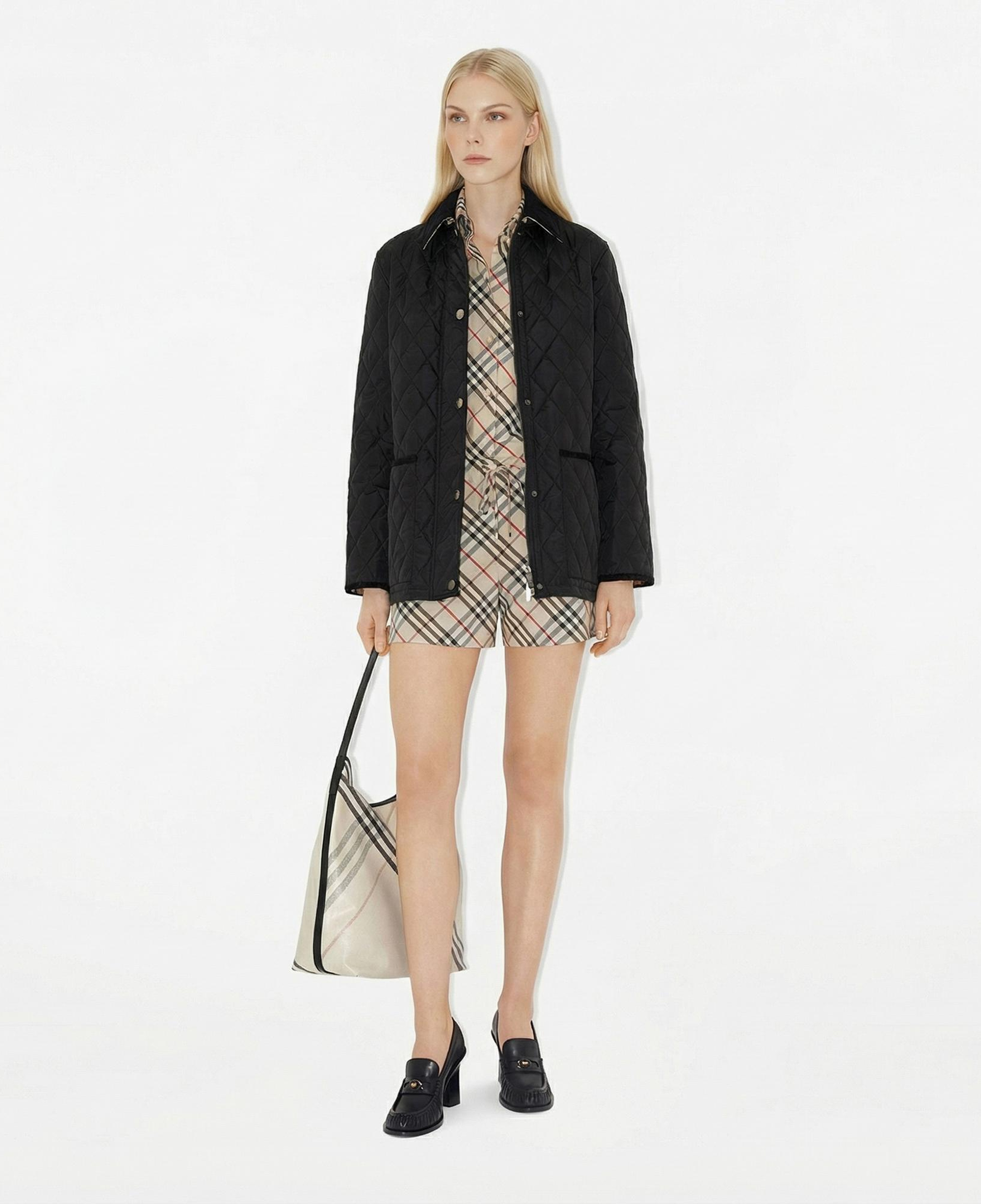 Burberry Quilted Nylon Barn Kadın Siyah Mont