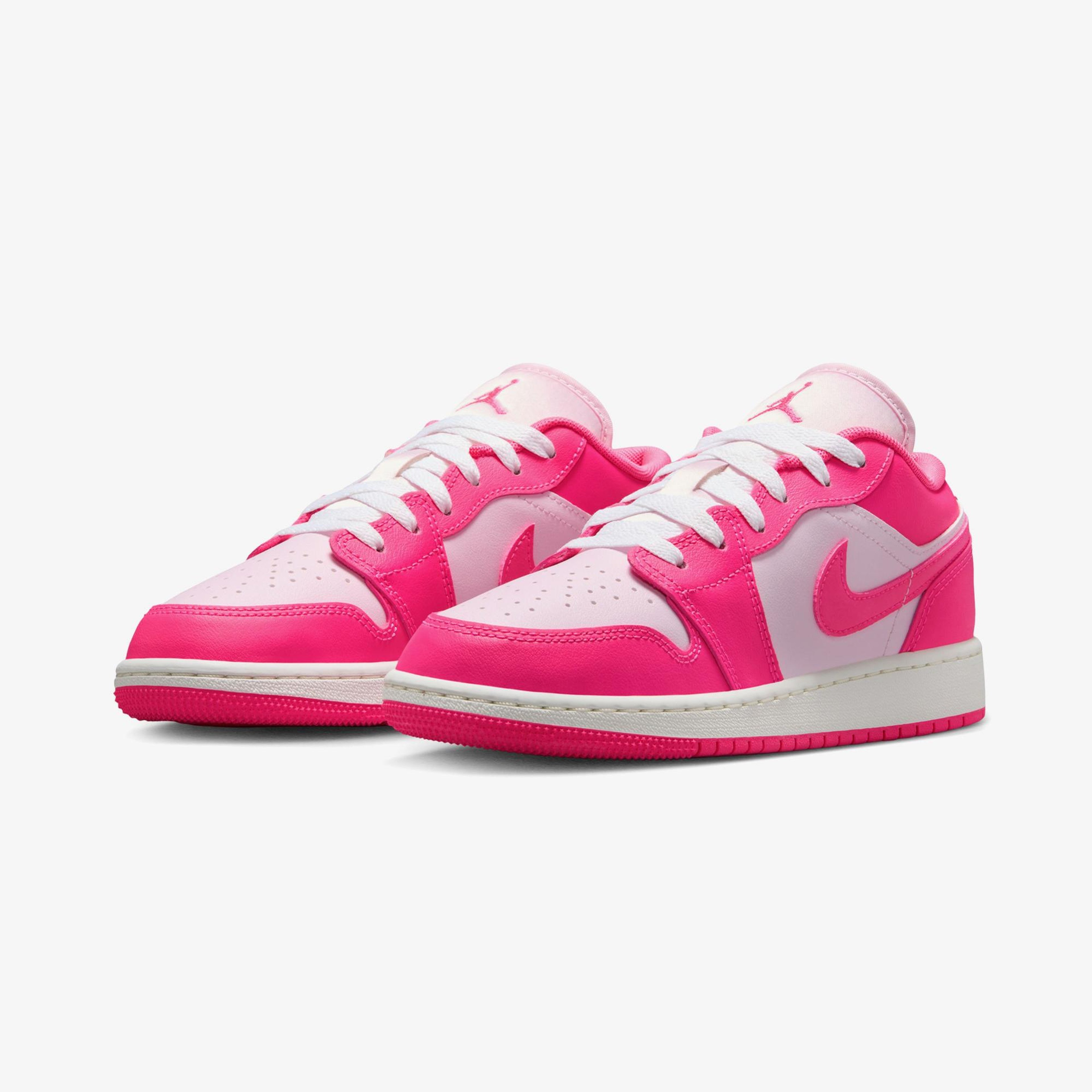 Jordan Air 1 Low Pembe Spor Ayakkabı