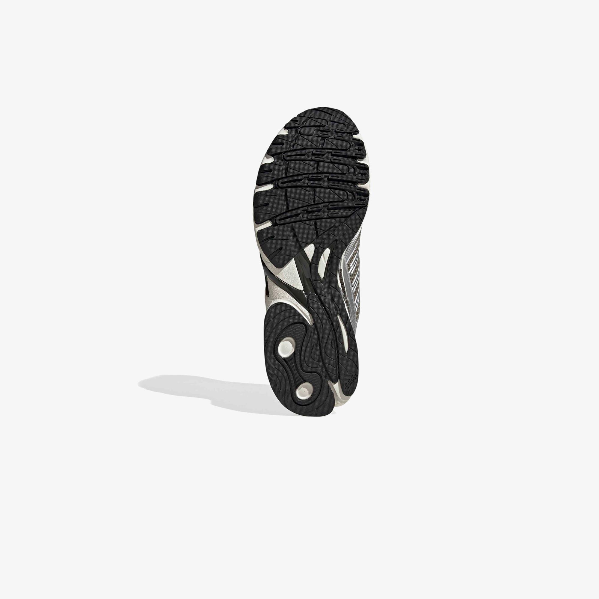 adidas Adistar Control 3 Unisex Kahverengi Spor Ayakkabı