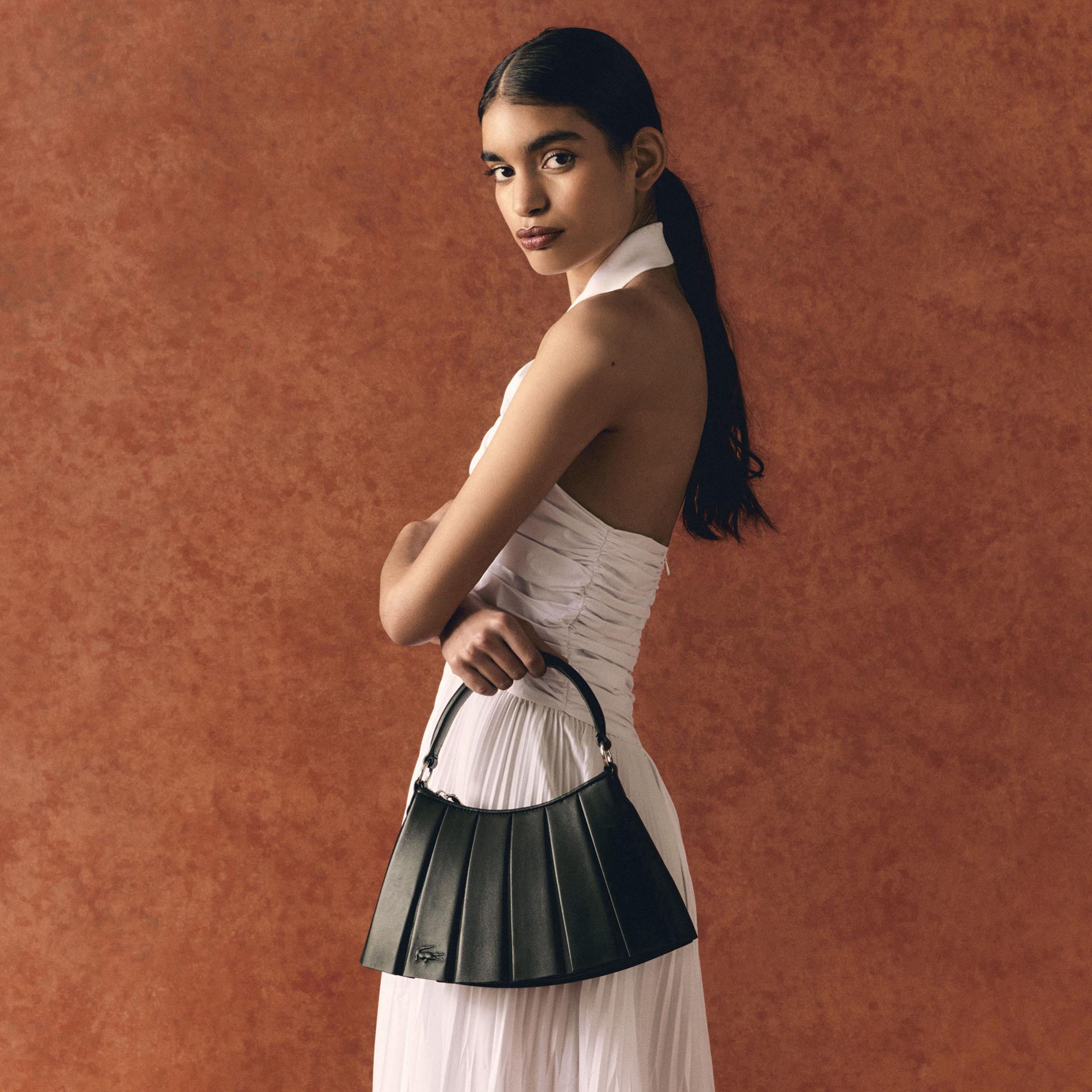 Lacoste Small Lenglen Kadın Deri Siyah Omuz Çantası