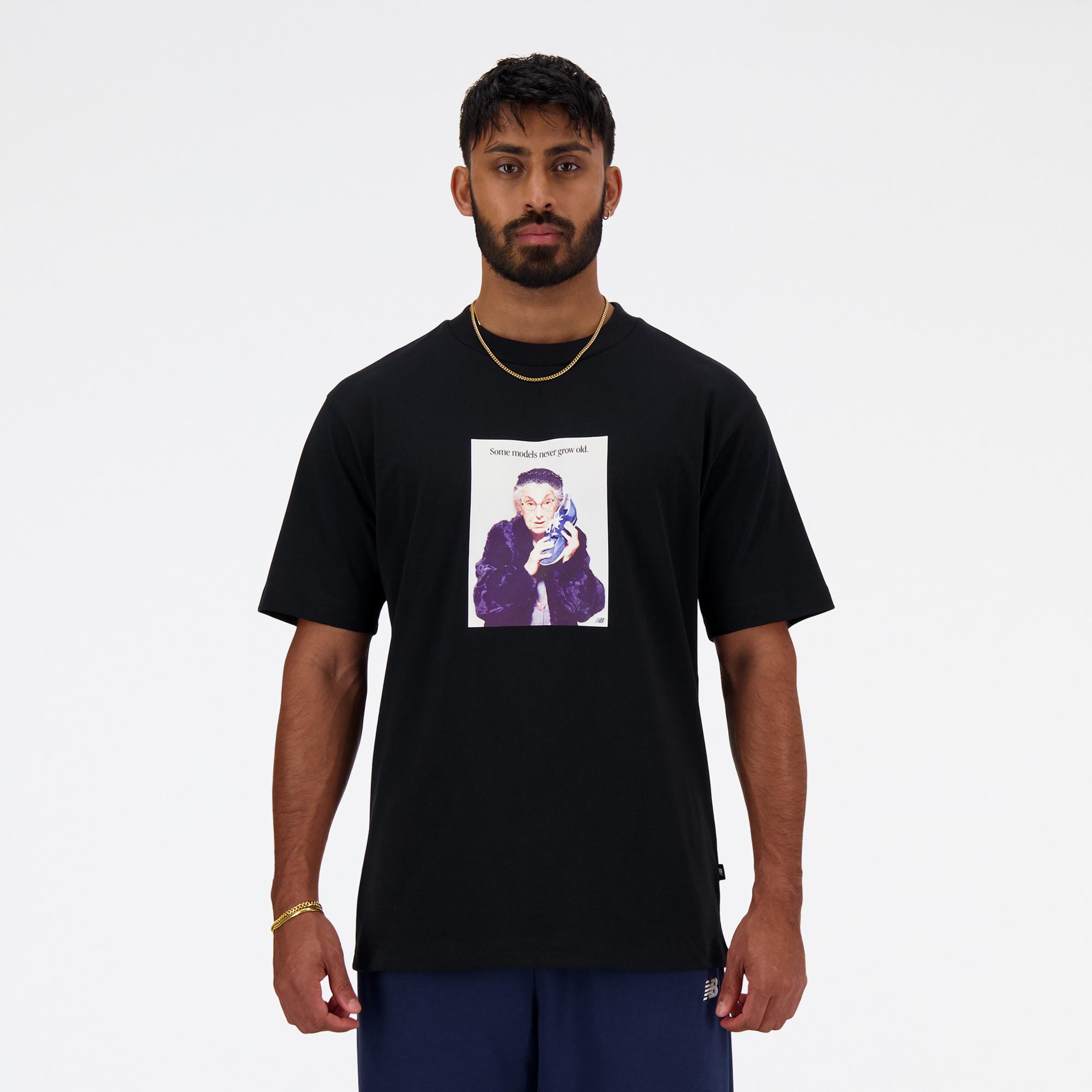 New Balance Athletics Models Never Age Relaxed Erkek Siyah T-Shirt