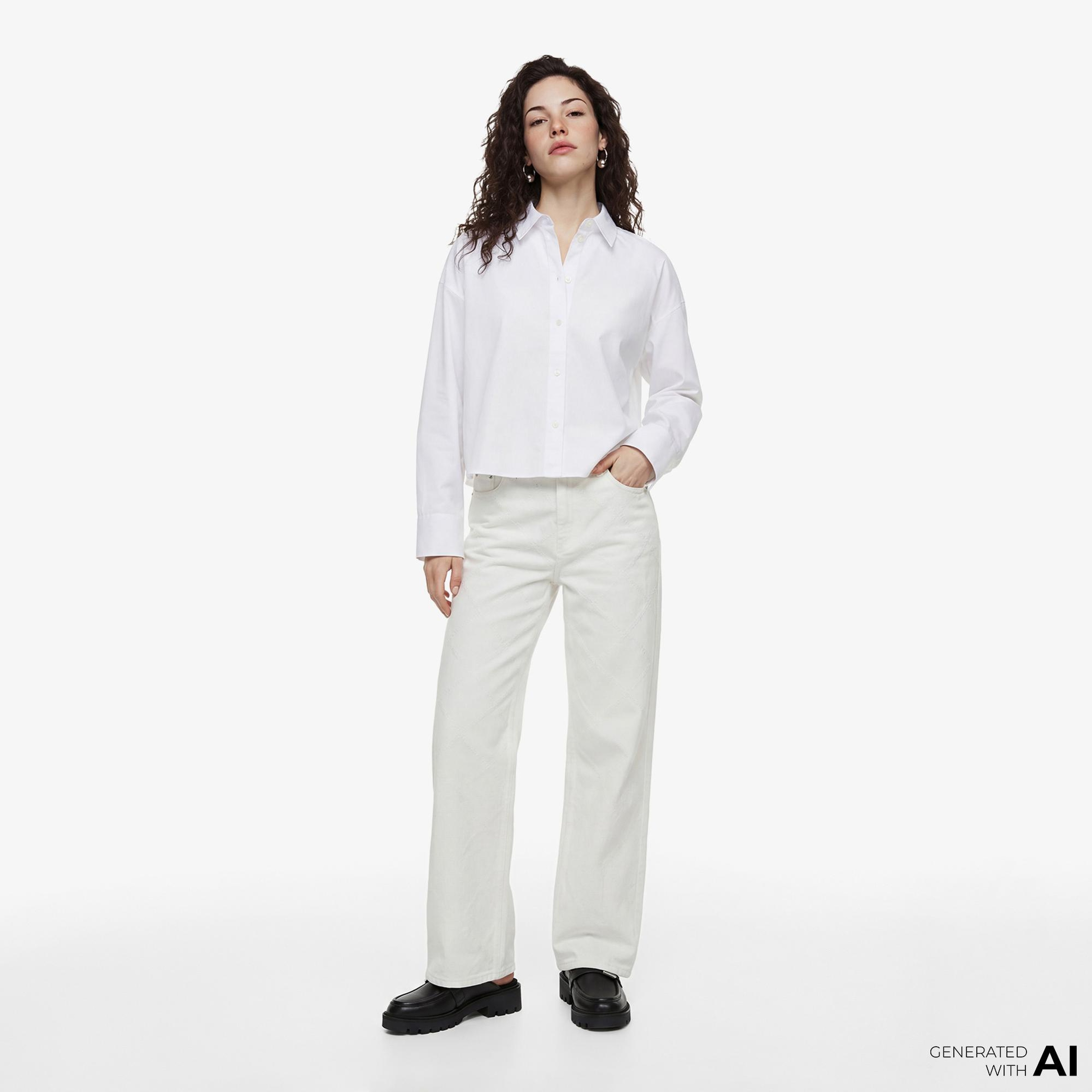 Calvin Klein Solid Boxy Cropped Kadın Beyaz Gömlek