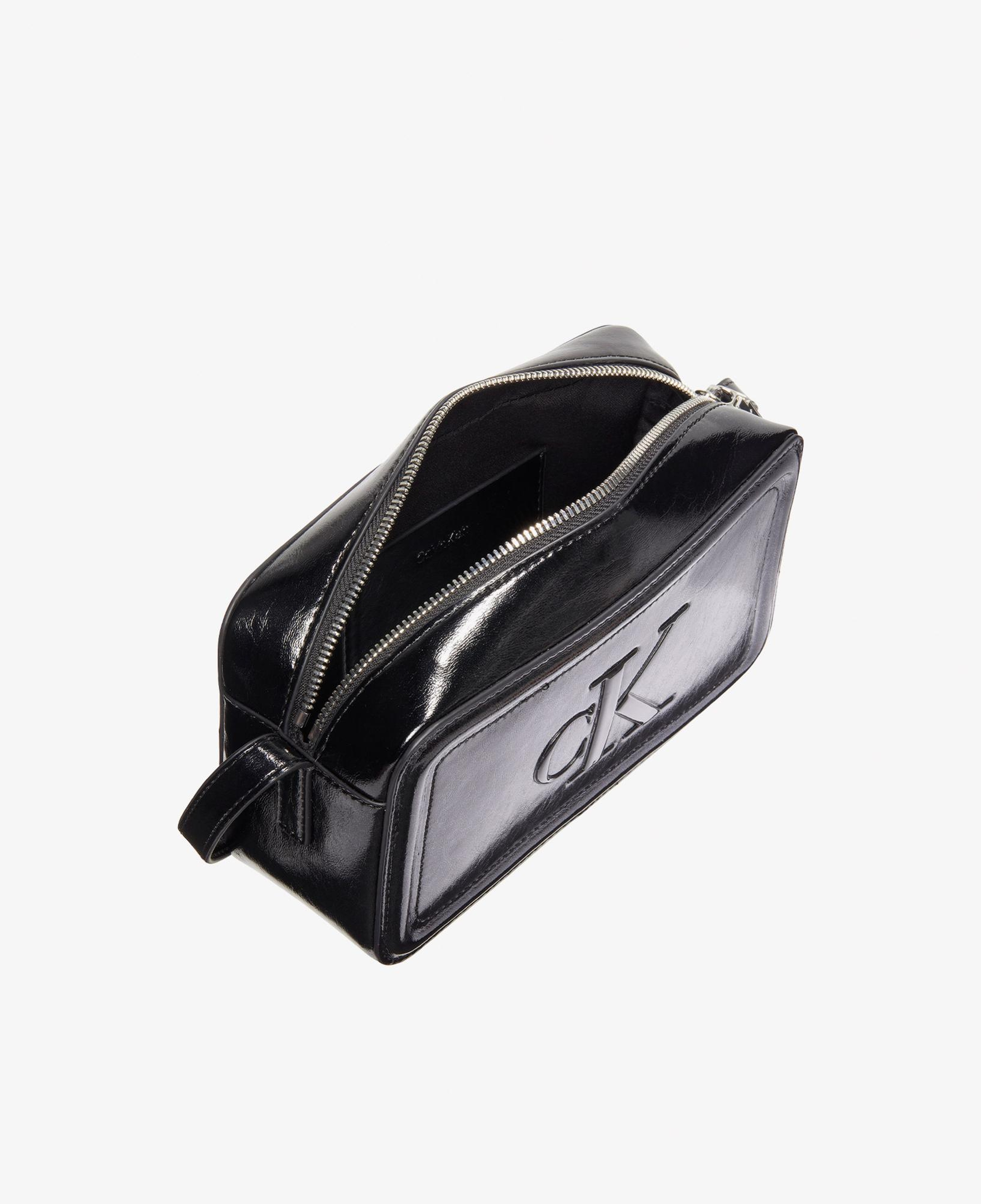 Calvin Klein Bold Metallic Camera Kadın Siyah Çapraz Çanta