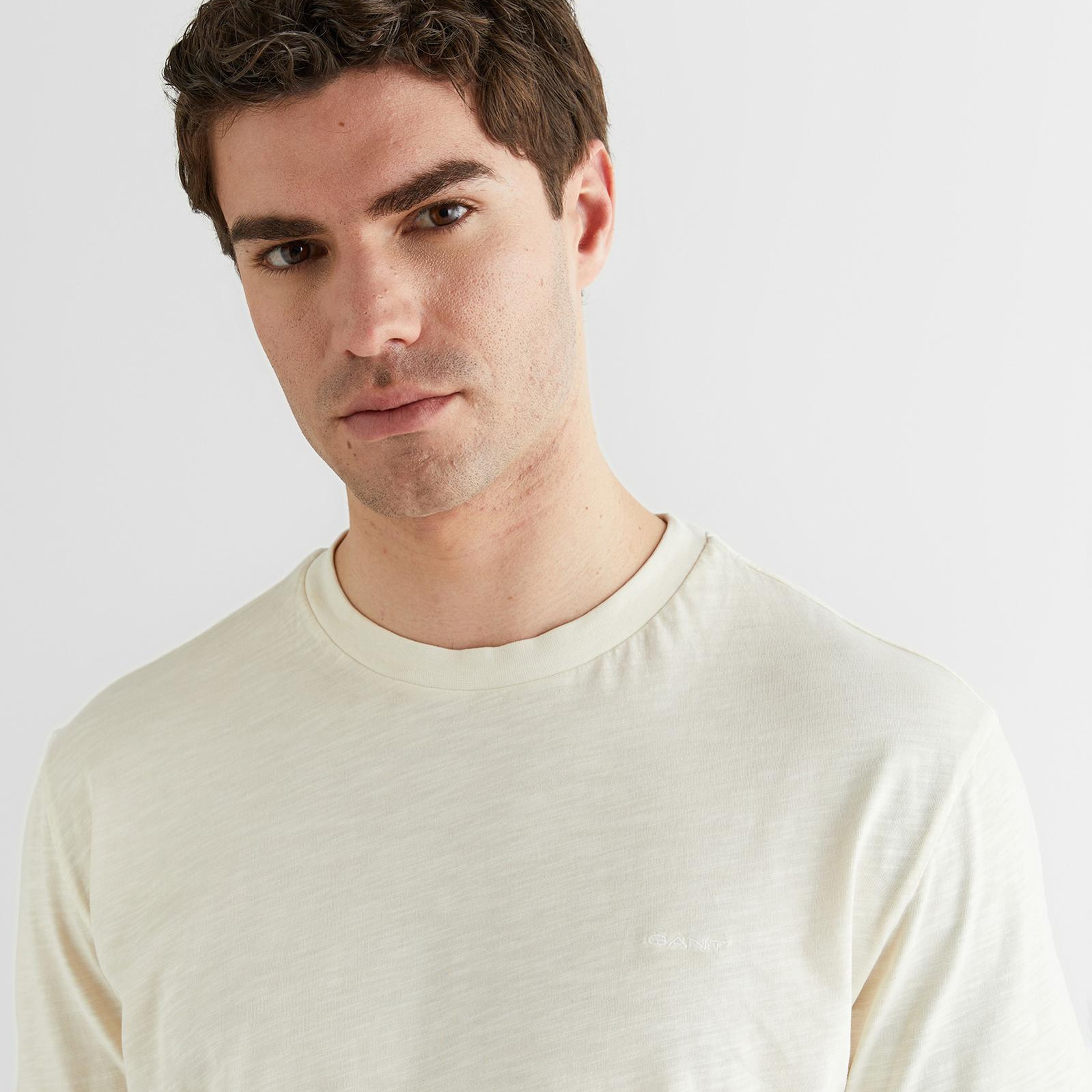 GANT Erkek Bej Baskılı Kısa Kollu T-Shirt