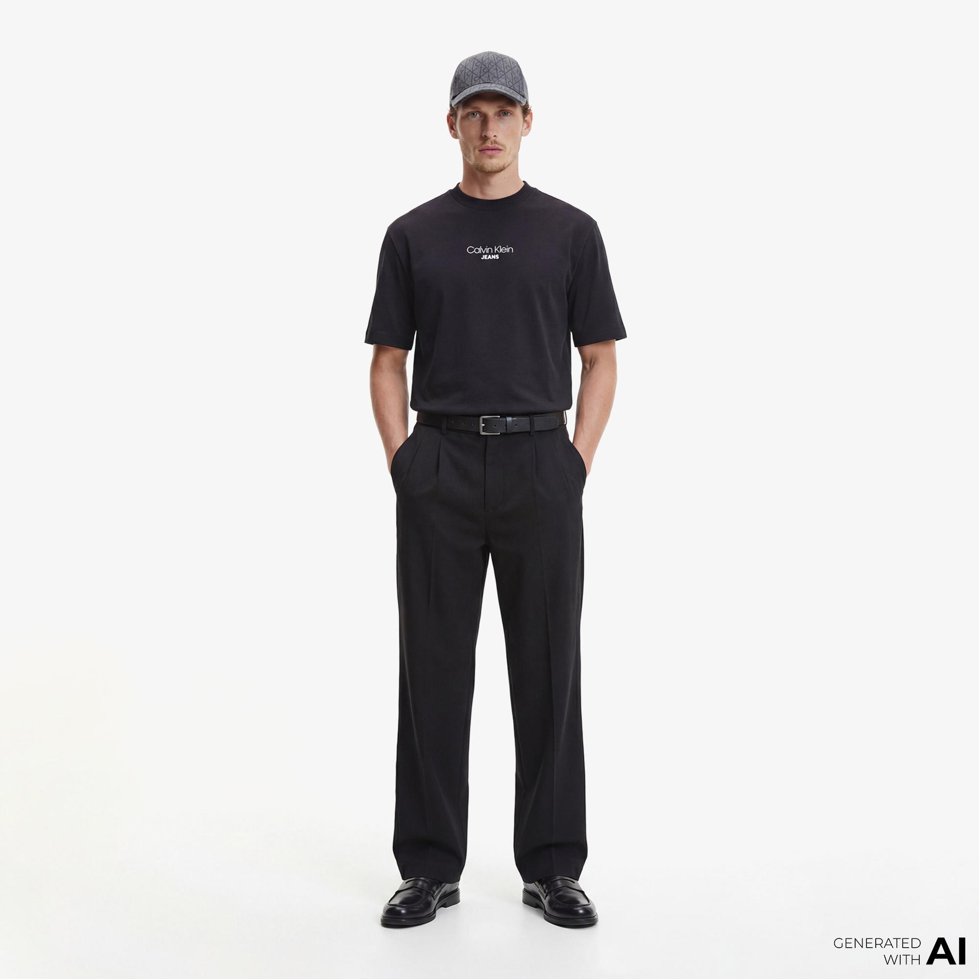 Calvin Klein Relaxed Fit Graphic  Erkek Siyah T-Shirt