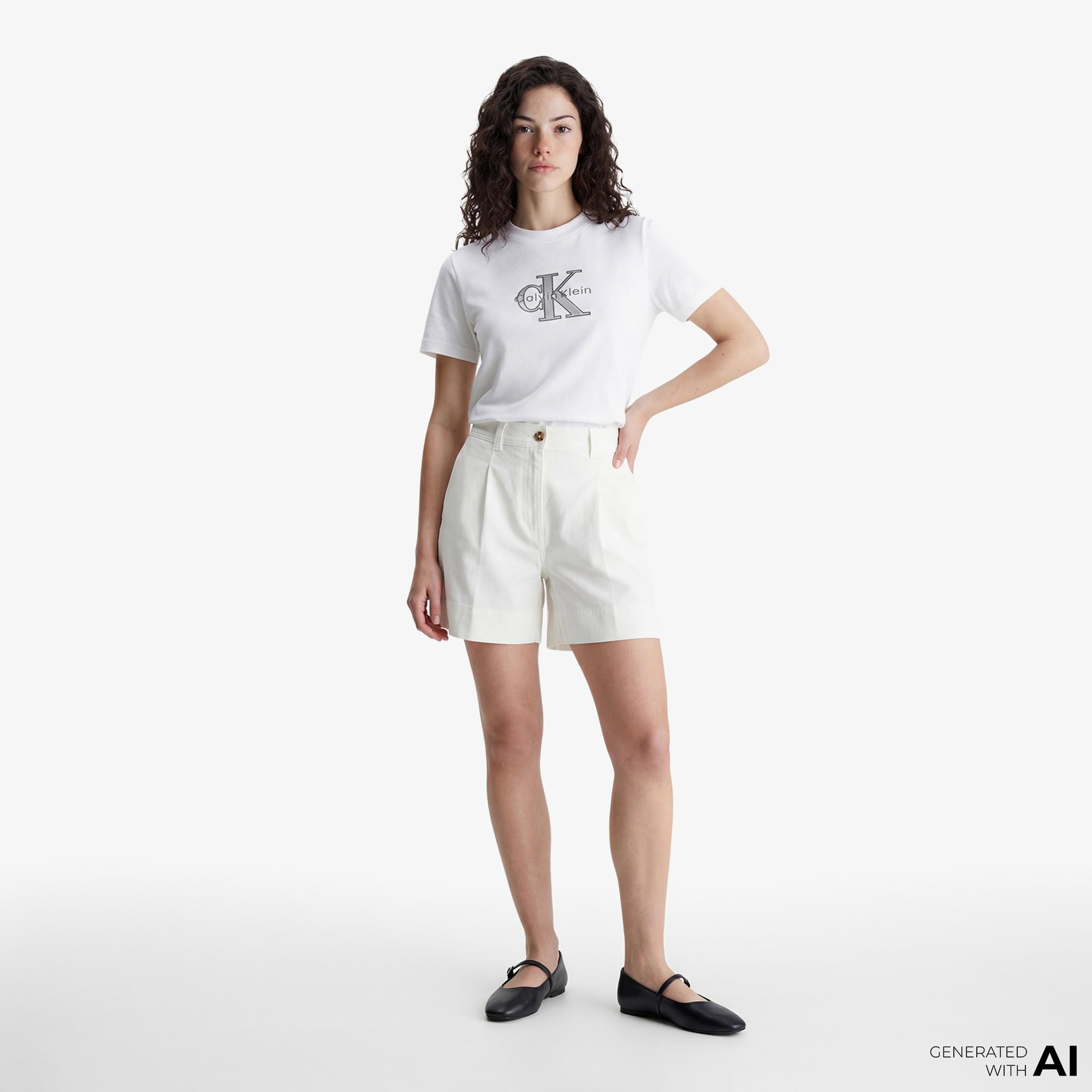 Calvin Klein Classic Monologo Metallic Kadın Beyaz T-Shirt