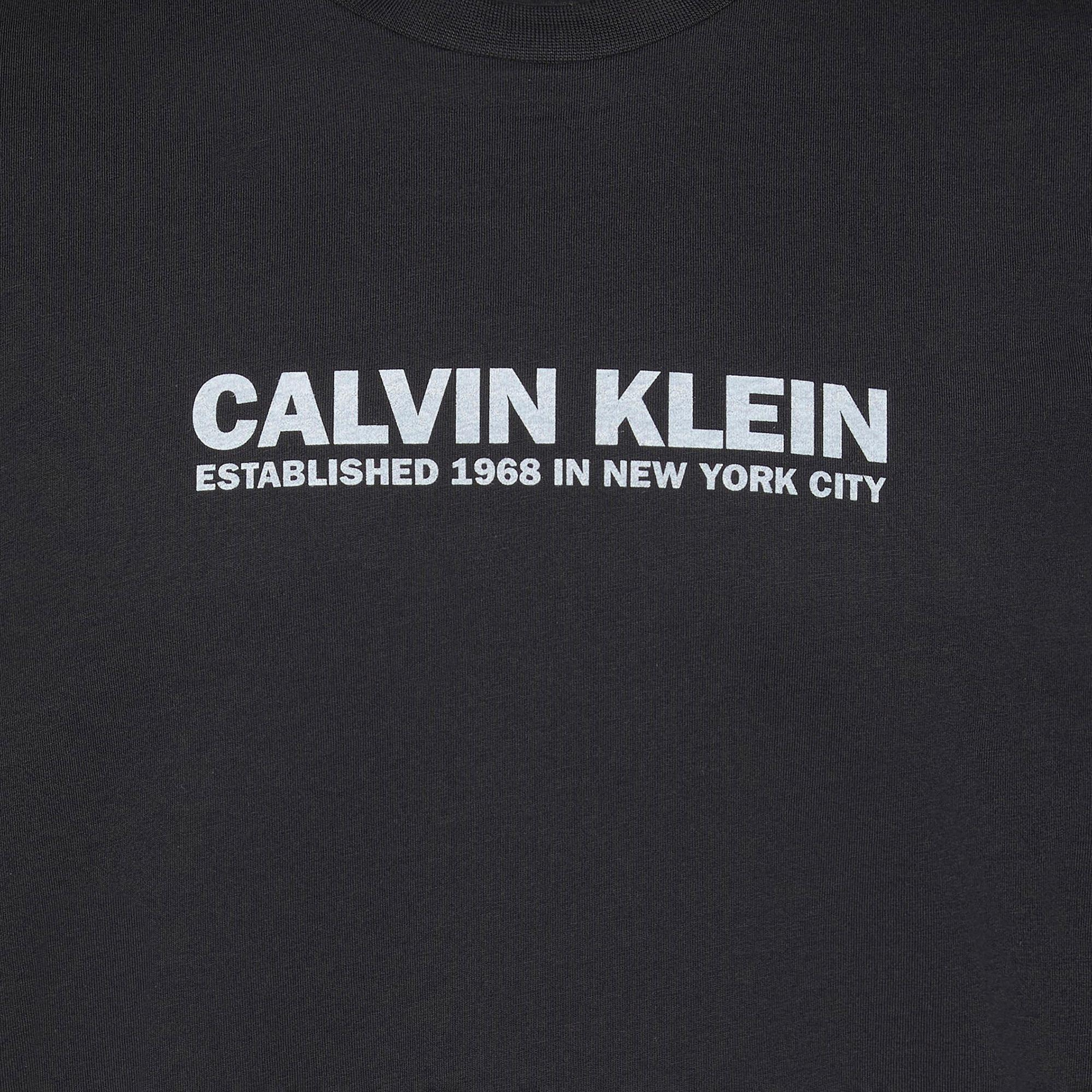 Calvin Klein 30S Grap Erkek Siyah T-Shirt