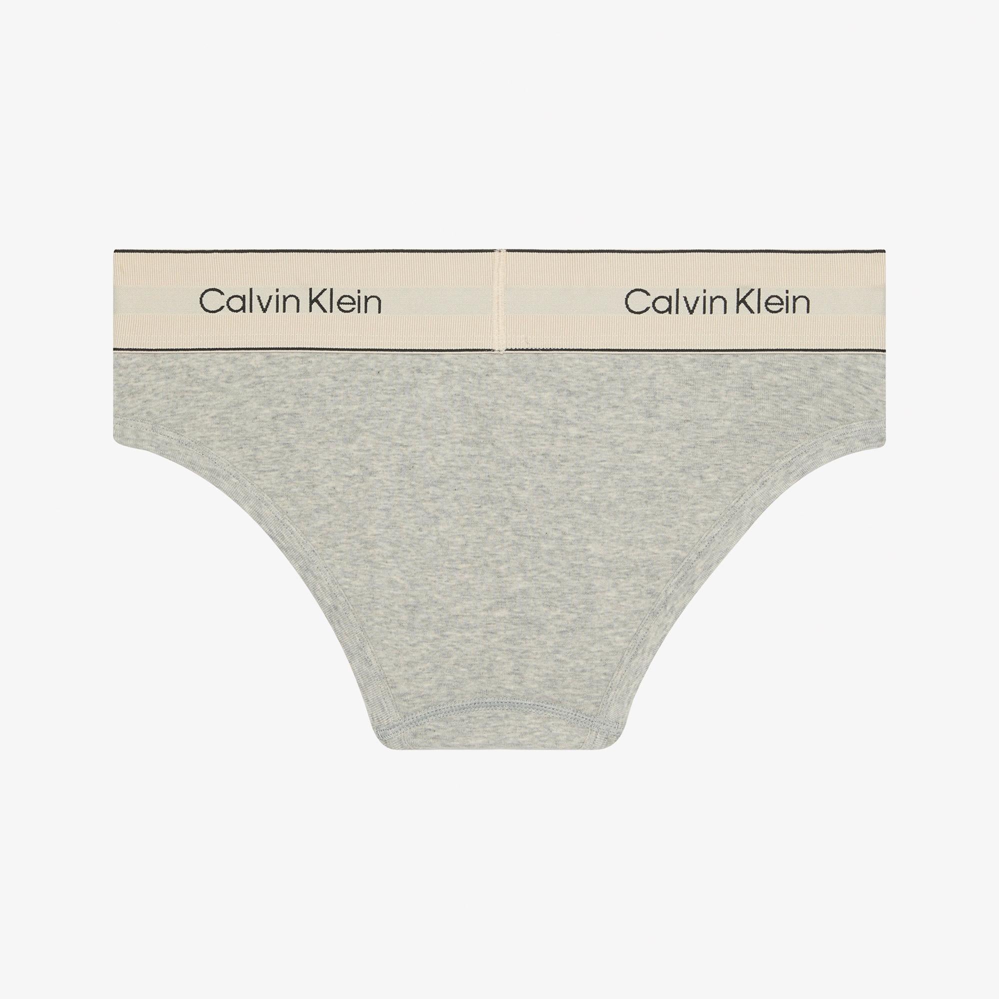 Calvin Klein Kadın Gri Külot