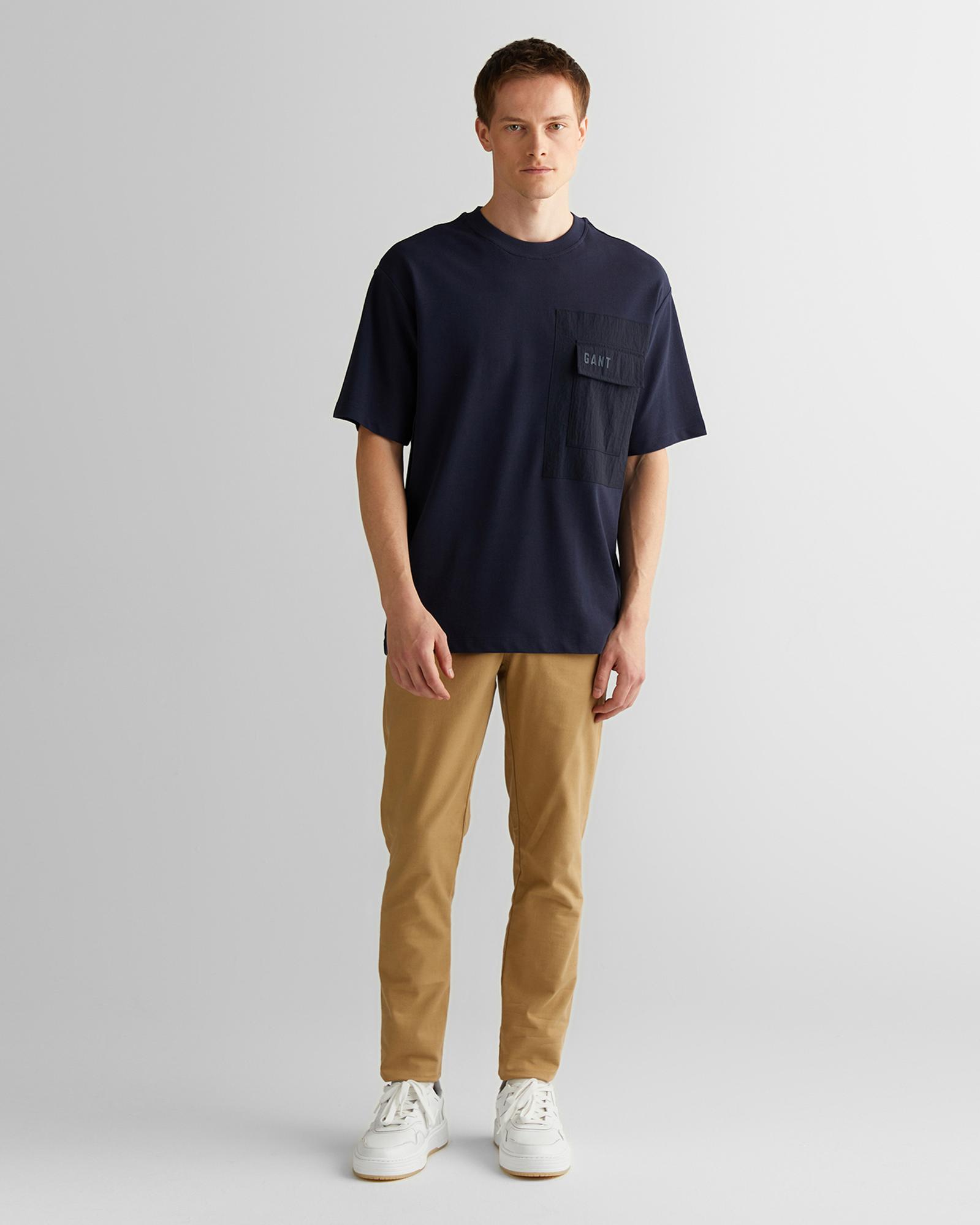 Gant Erkek Lacivert Relaxed Fit Bisiklet Yaka Logolu T-Shirt