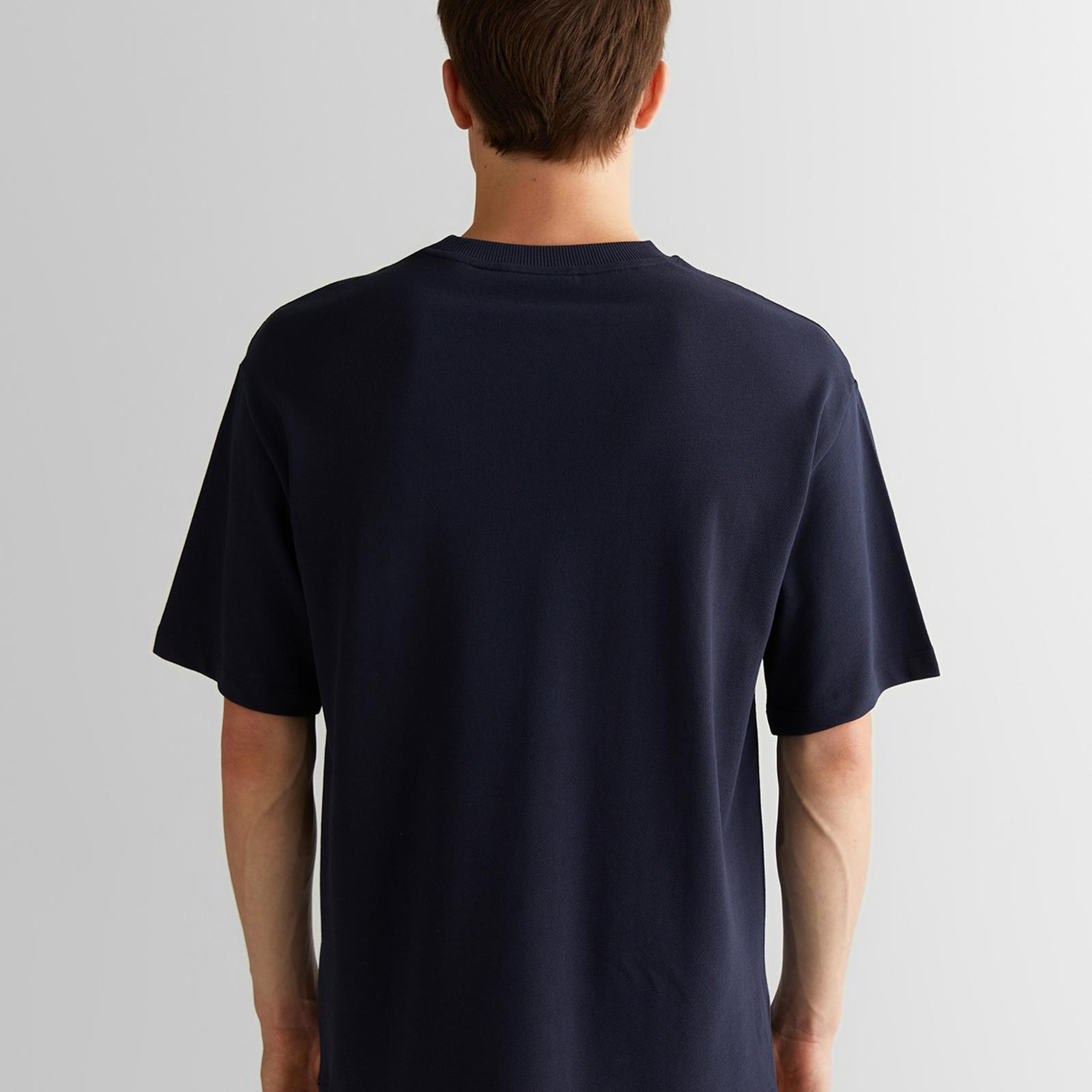 Gant Erkek Lacivert Relaxed Fit Bisiklet Yaka Logolu T-Shirt