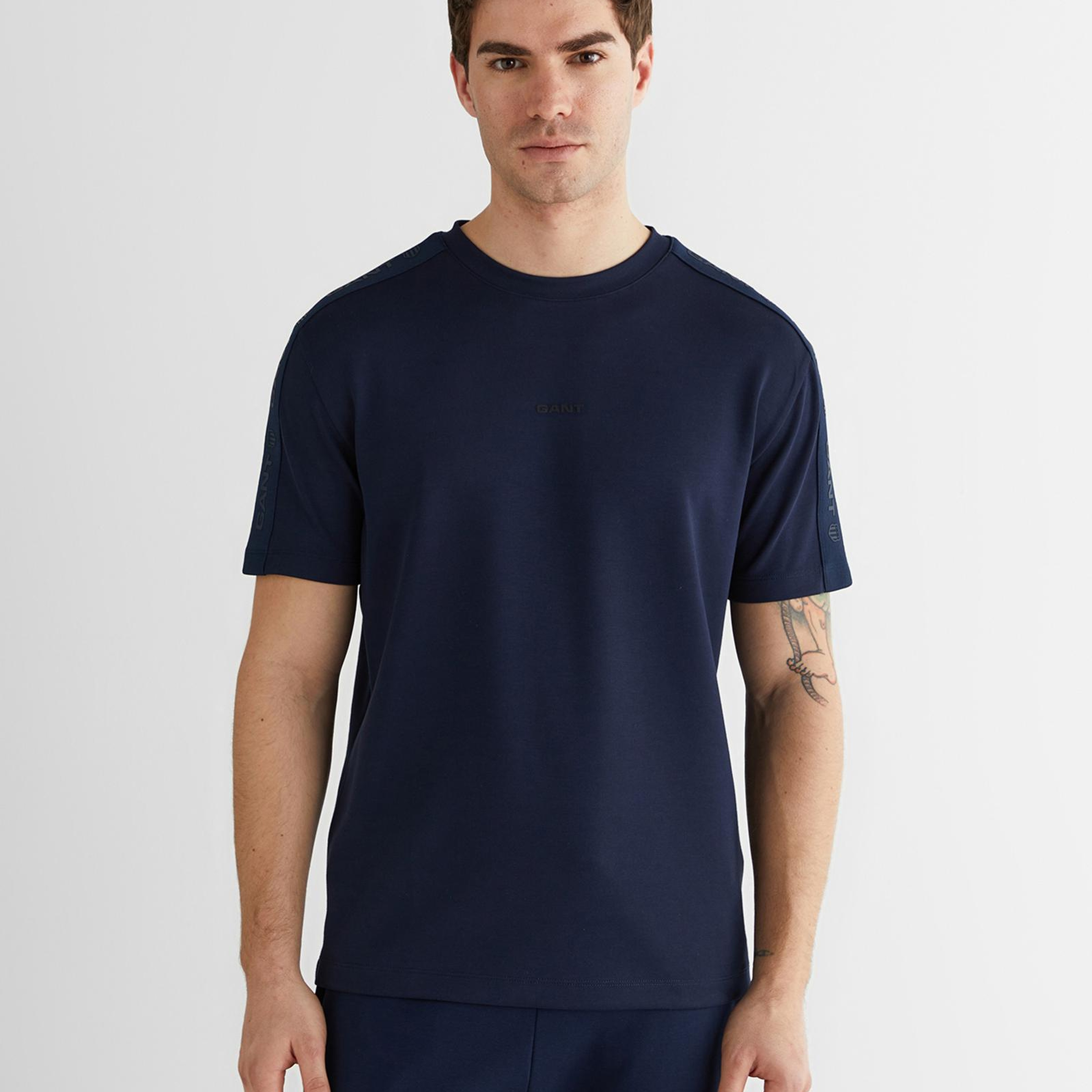 GANT Erkek Lacivert Baskılı Kısa Kollu T-Shirt