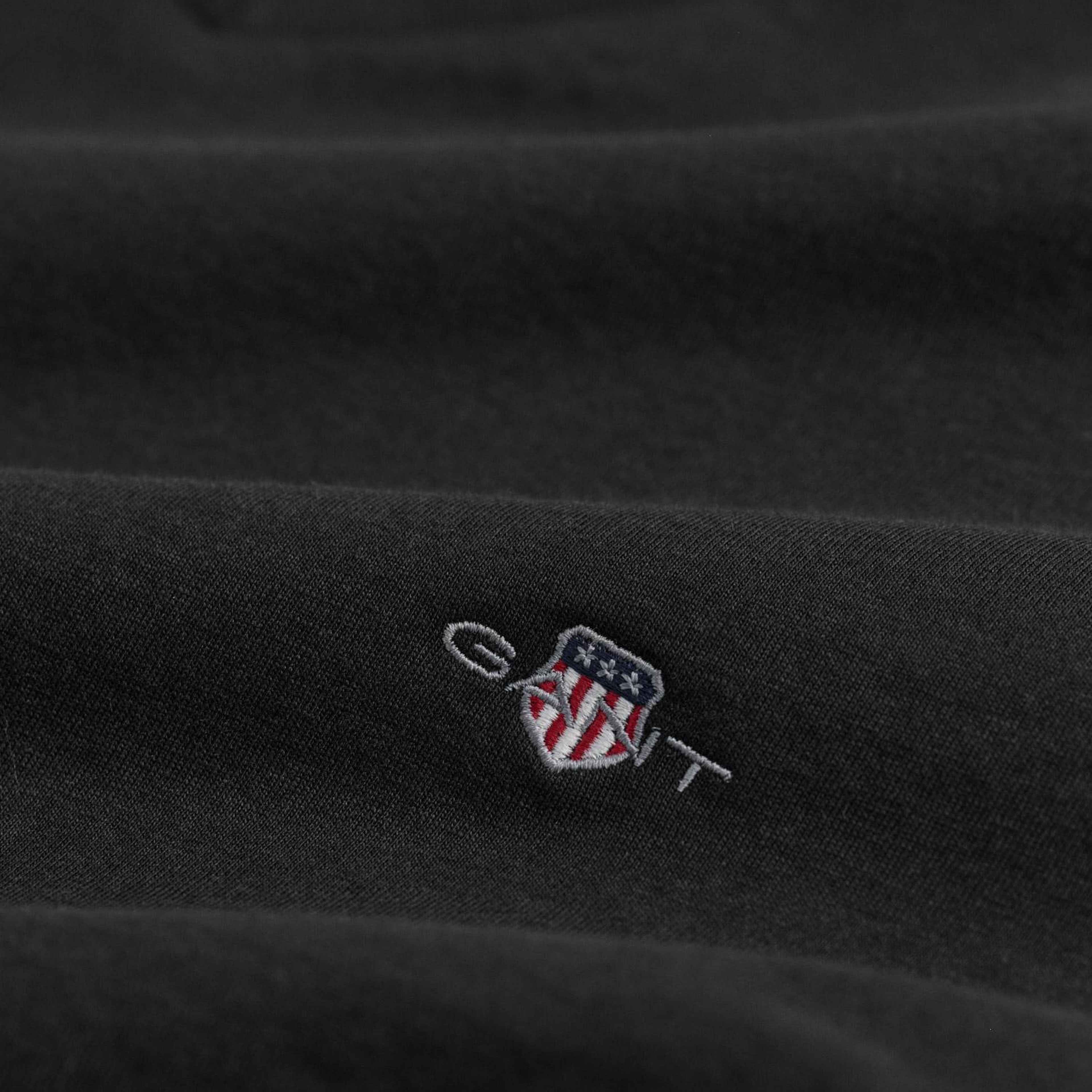 GANT Erkek Siyah Slim Fit V Yaka T-Shirt