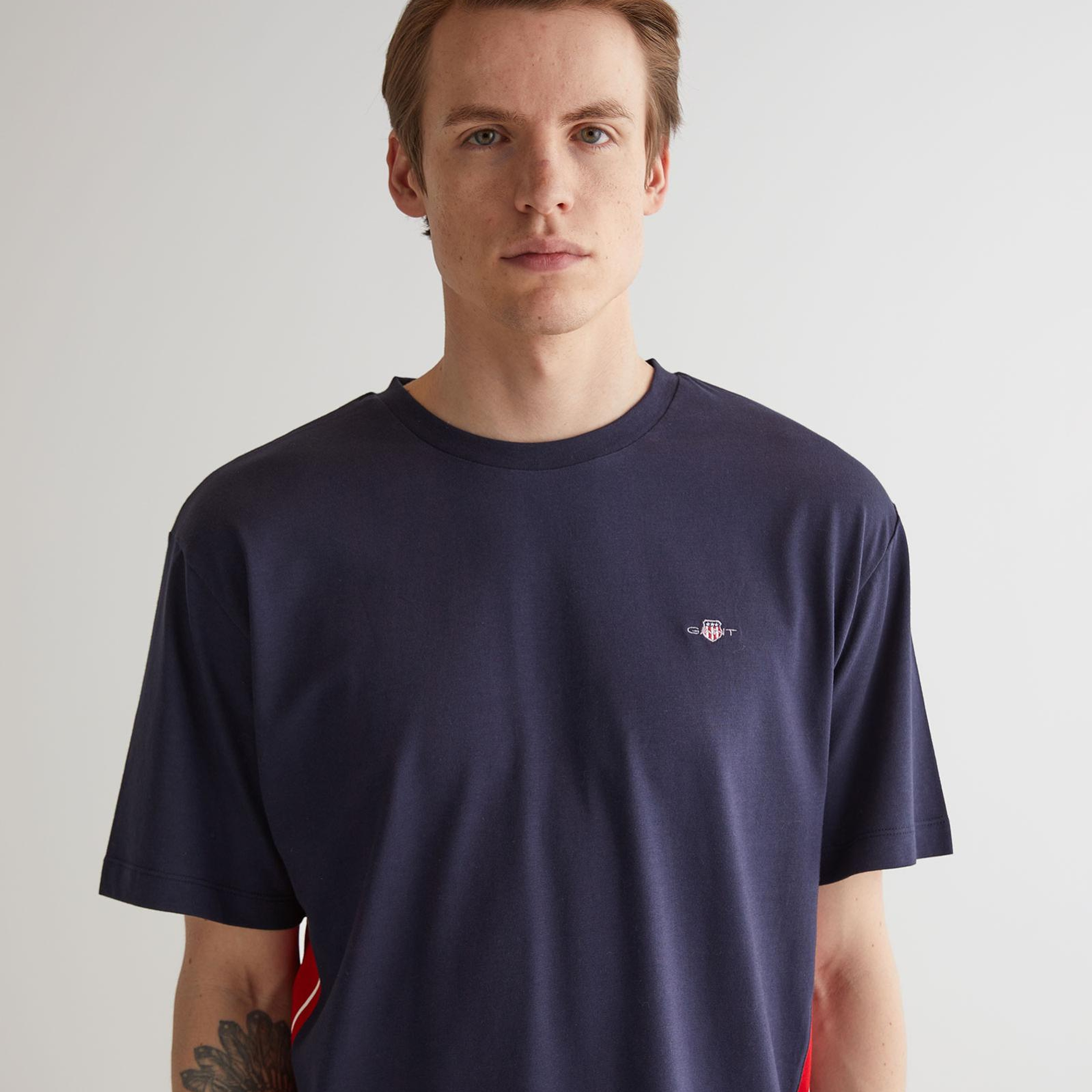 GANT Erkek Lacivert Regular Fit T-Shirt