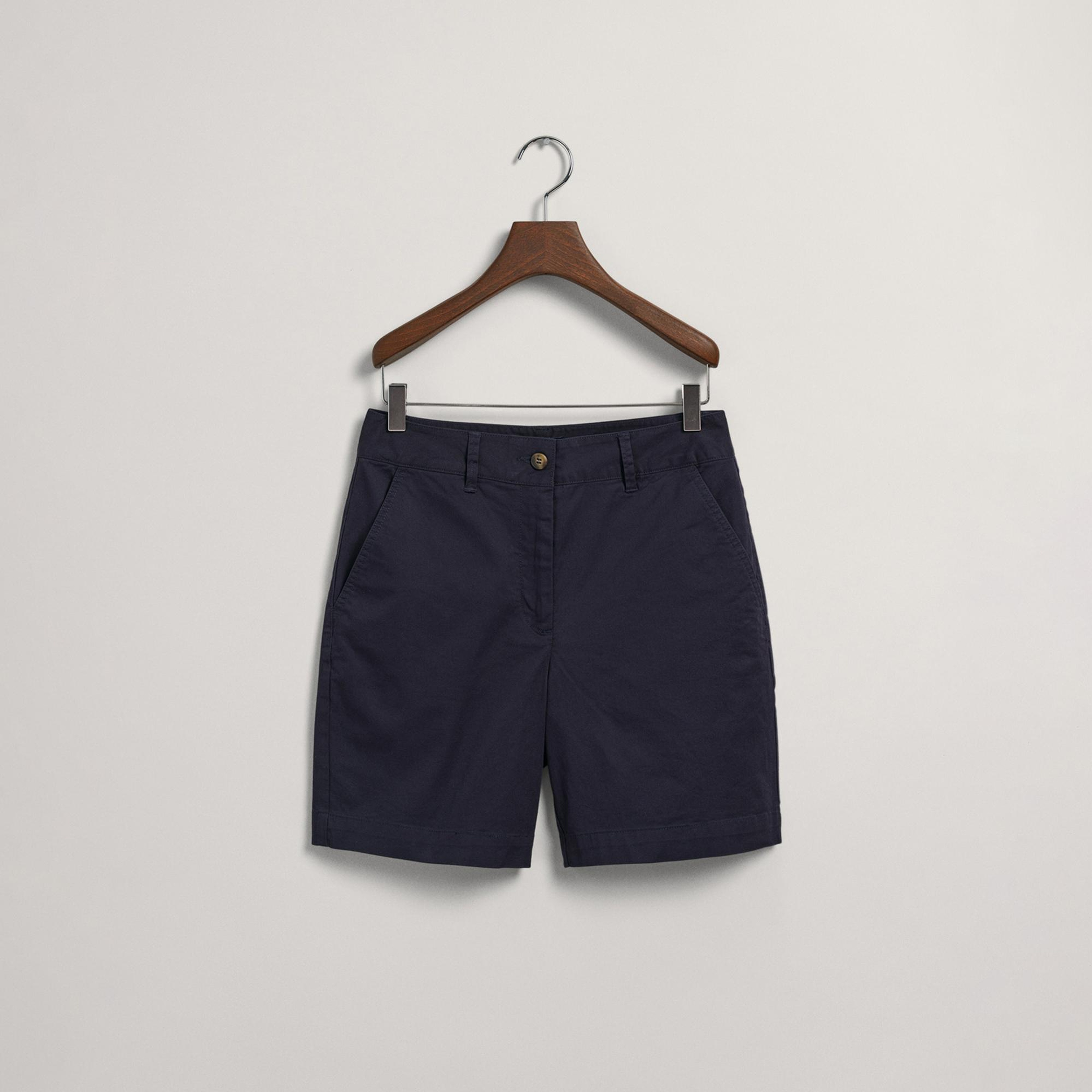 GANT Kadın Lacivert Slim Fit Şort