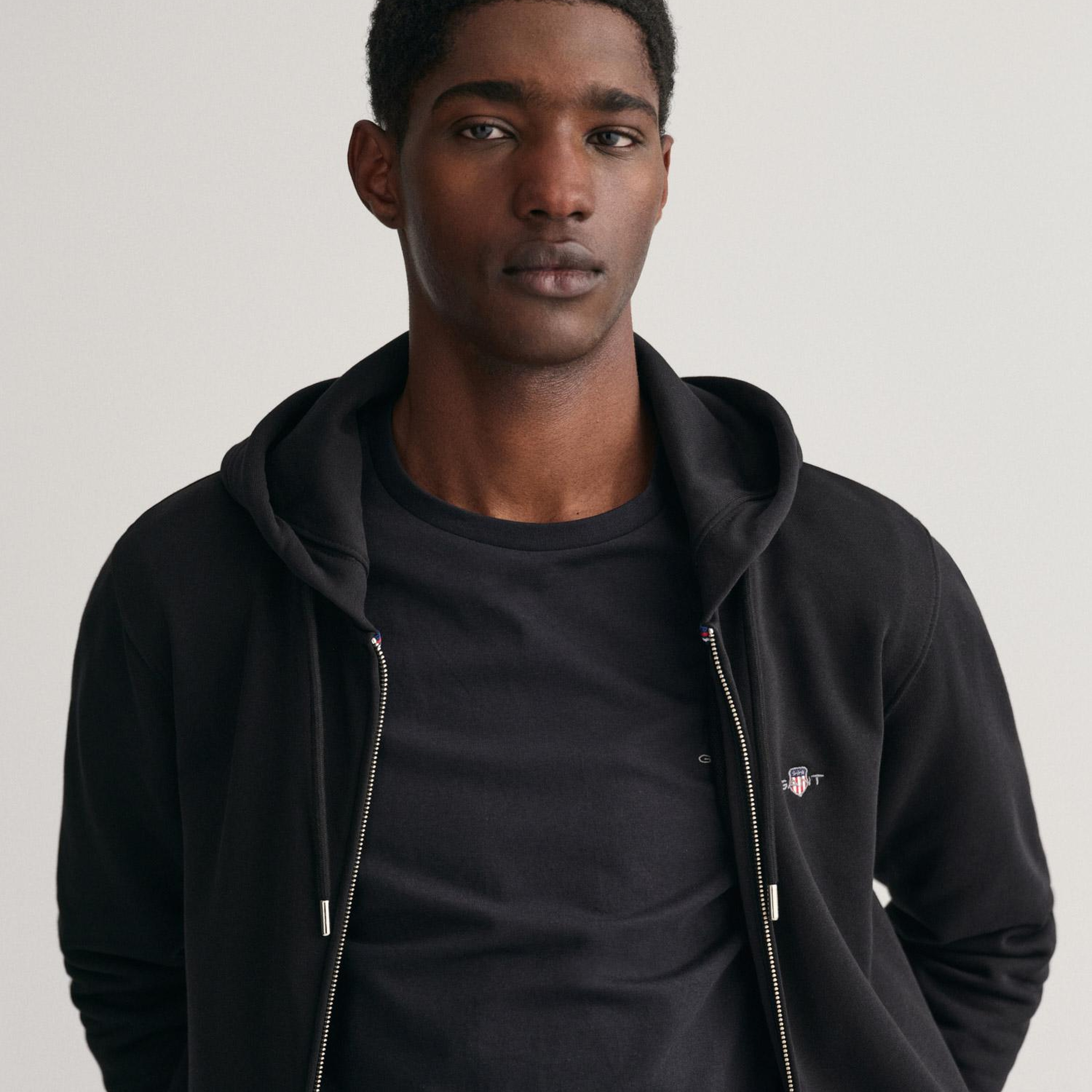 GANT Erkek Siyah Regular Fit Fermuarlı Sweatshirt