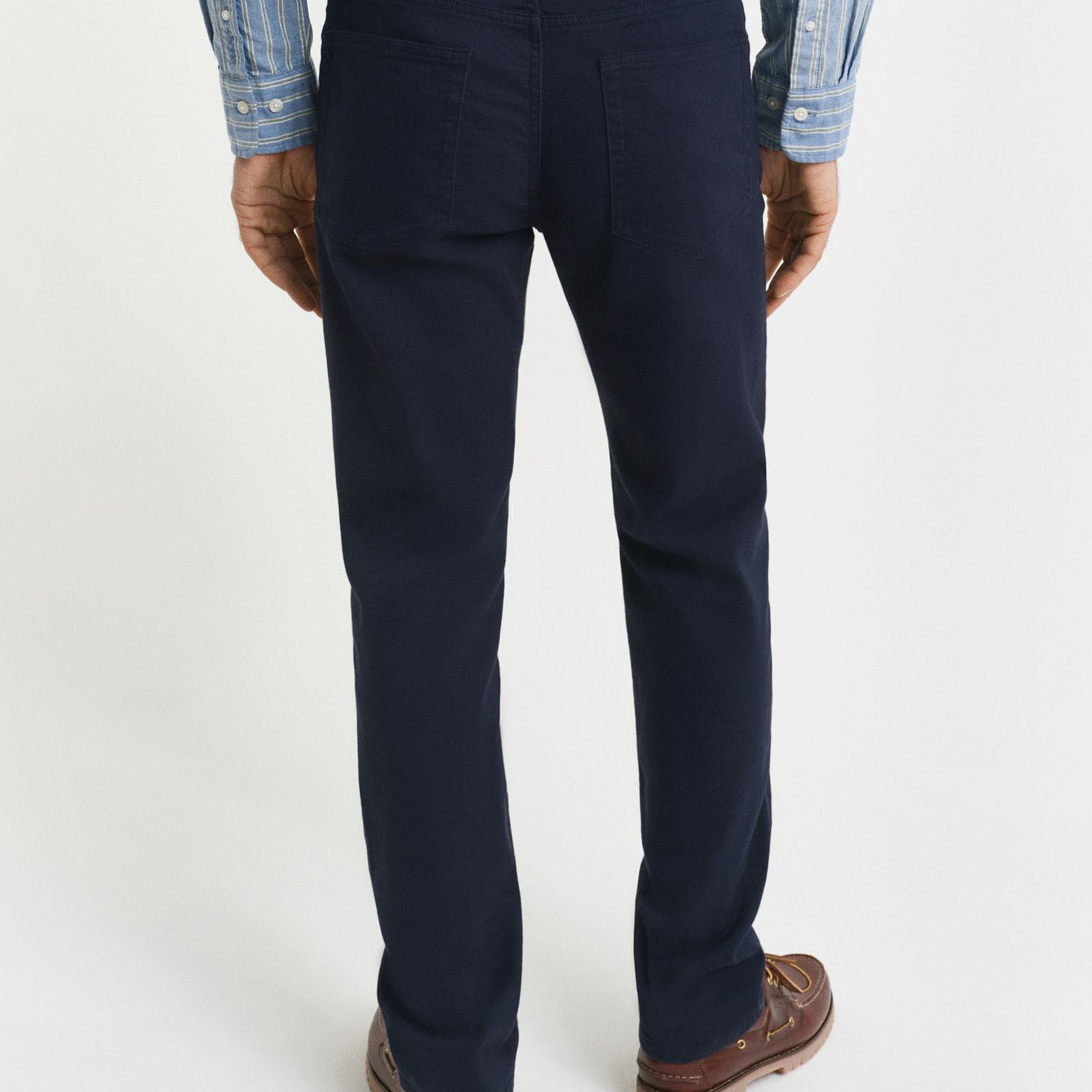 GANT Erkek Lacivert Regular Fit Soft Twill Jean