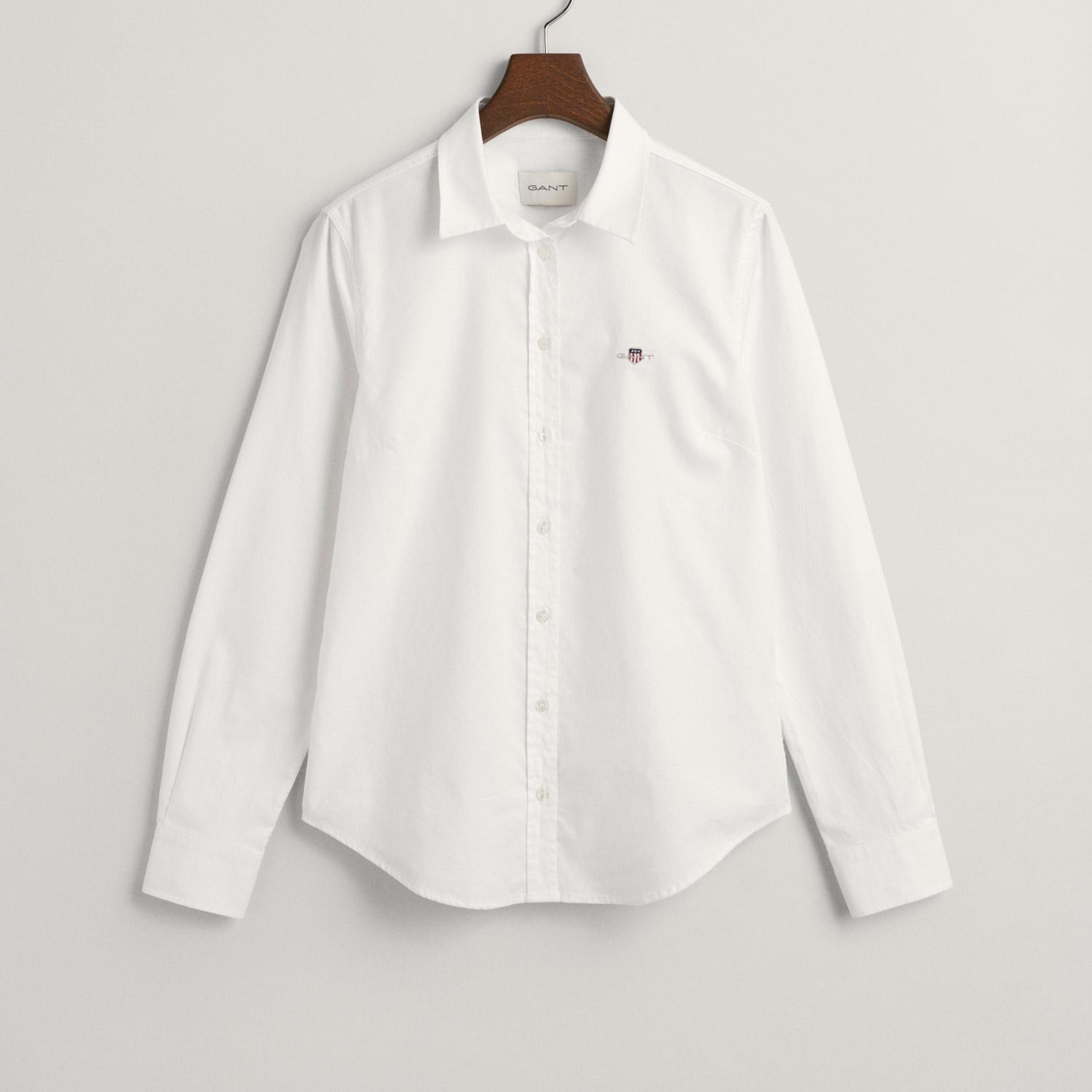 GANT Kadın Beyaz Slim Fit Klasik Yaka Oxford Gömlek